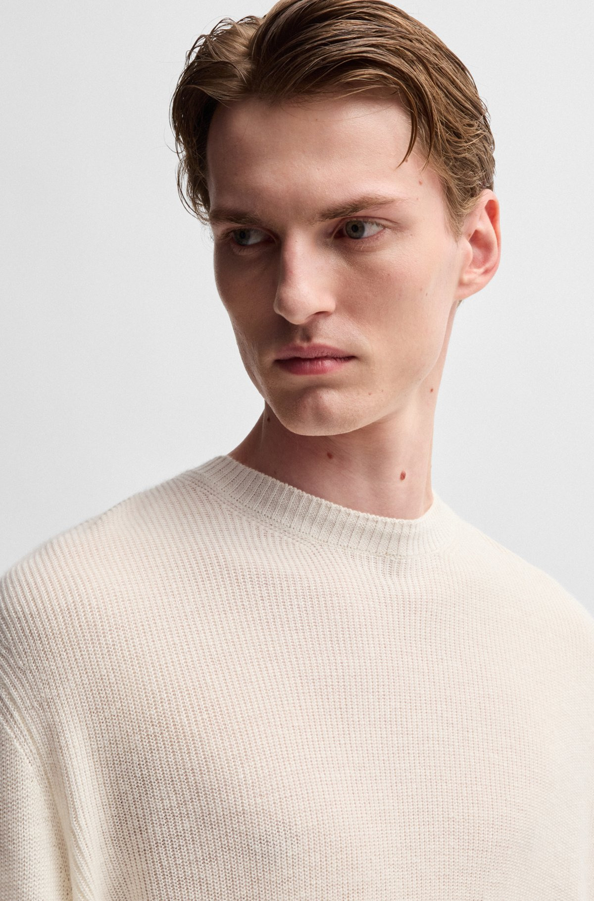 REGULAR-FIT SWEATER IN LINEN AND CASHMERE - 3