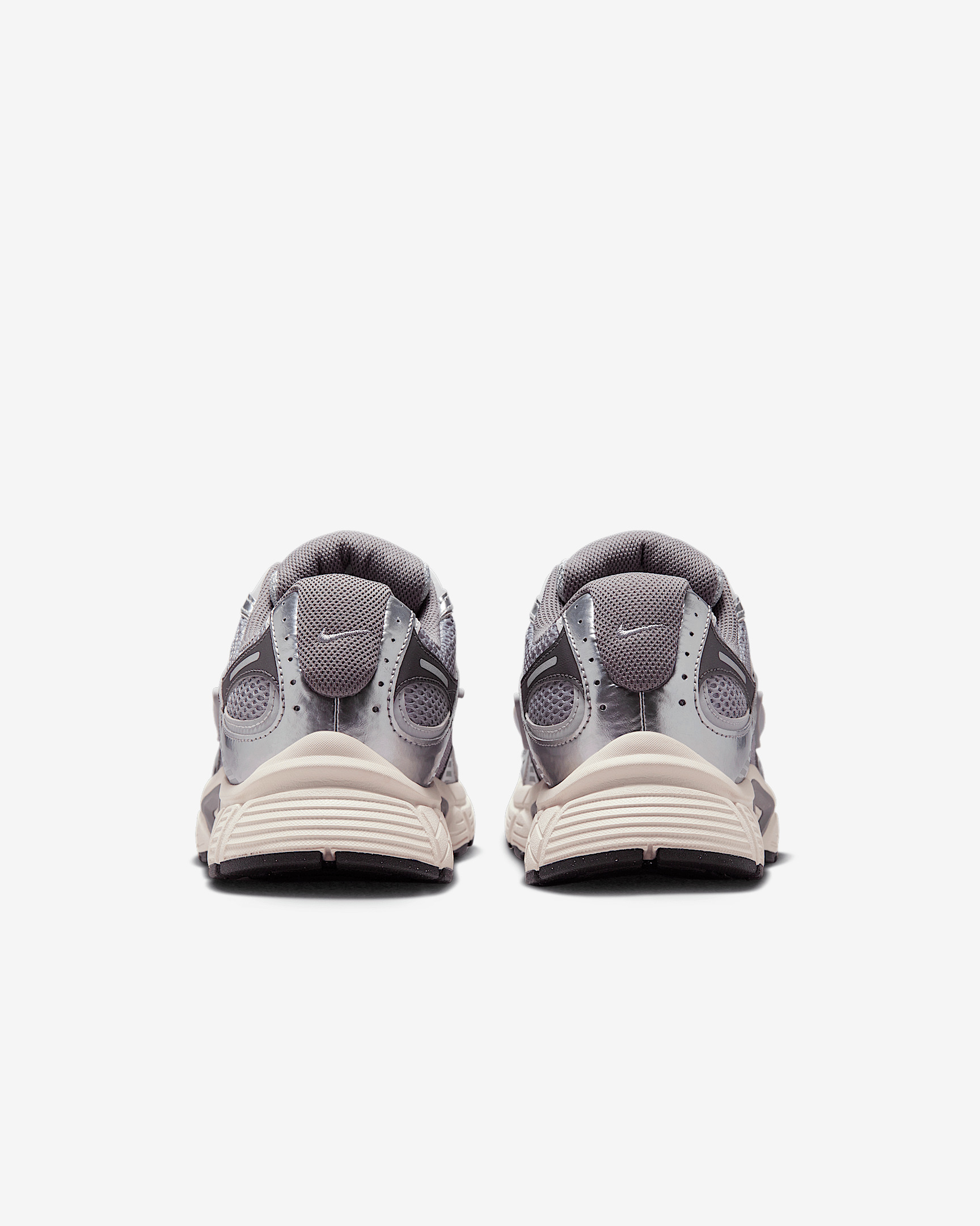 Nike V5 RNR Men's Shoes - 6