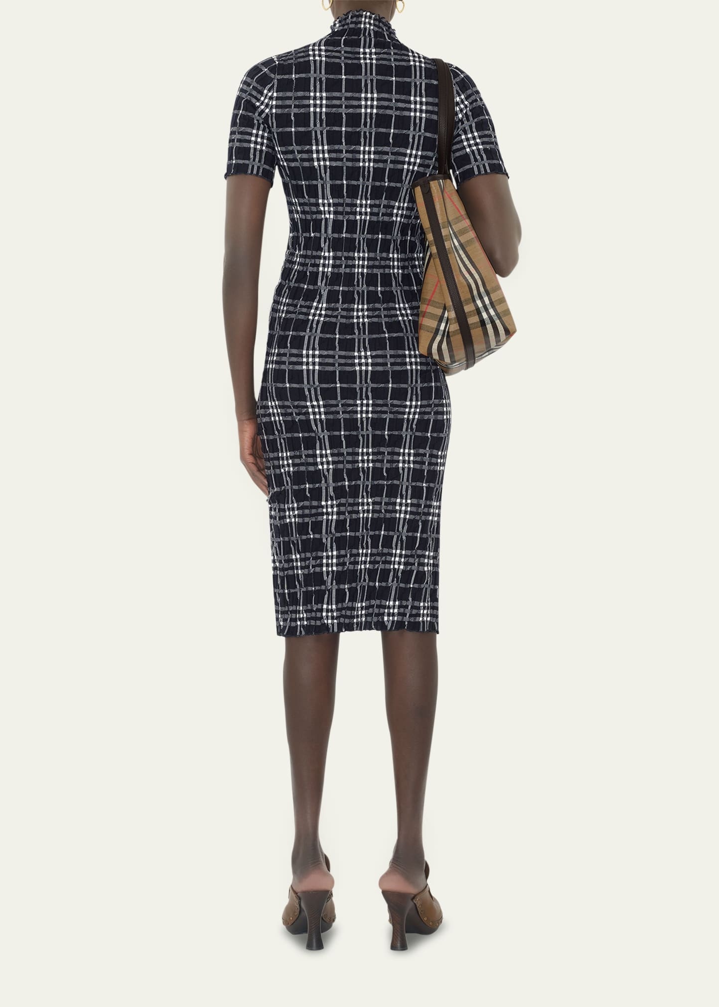 Check Short-Sleeve Crinkle Midi Dress - 3