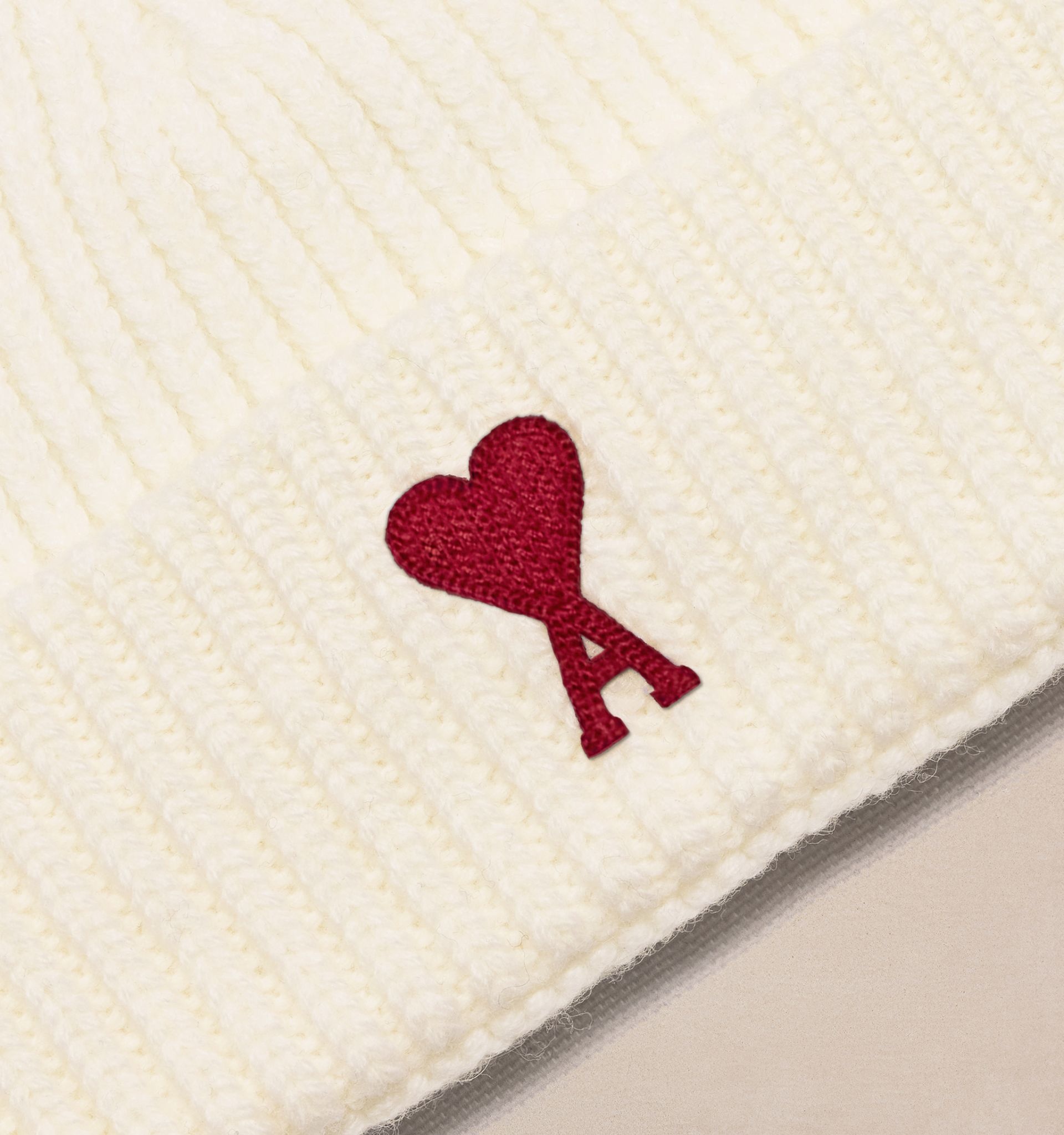 Red Ami De Coeur Beanie - 7