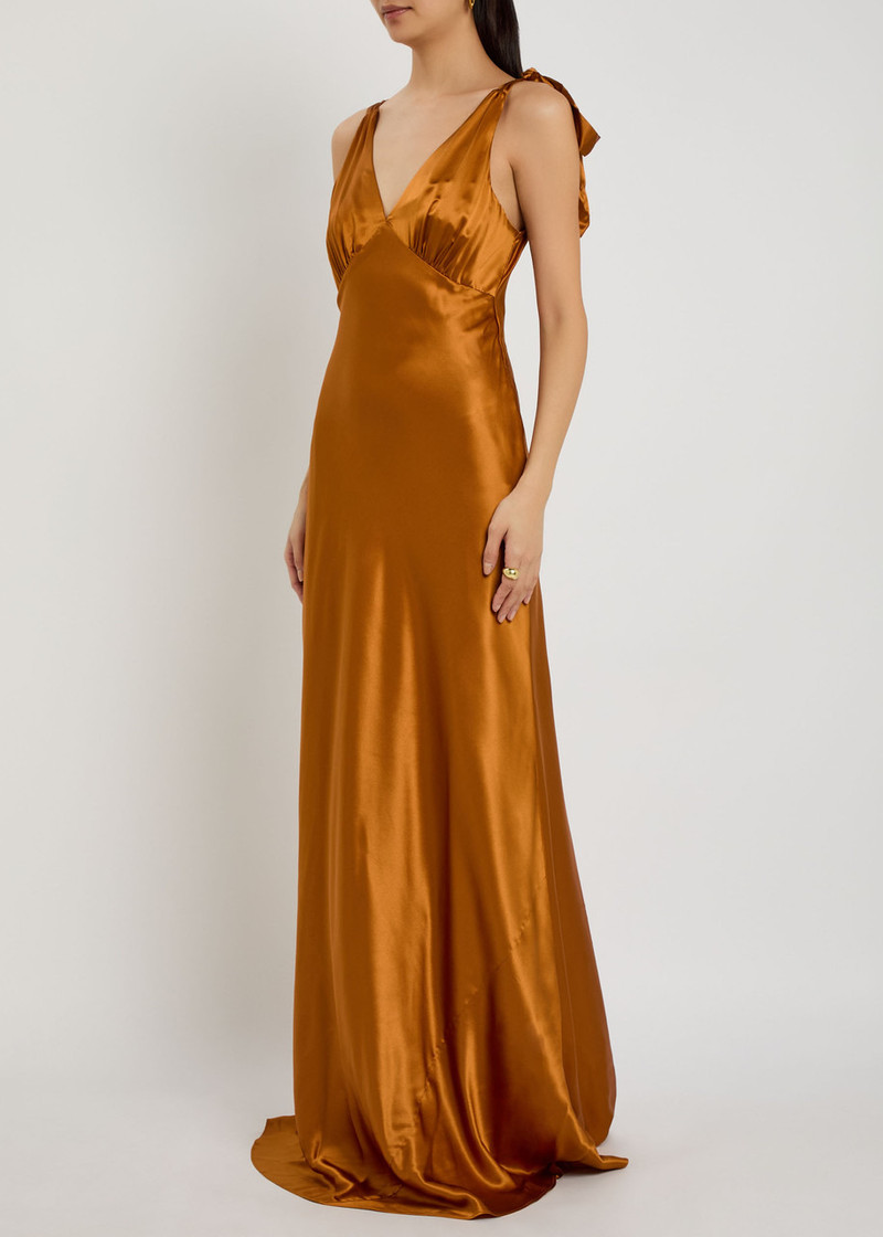 Reformation Reformation Pernille Silk Gown outlook