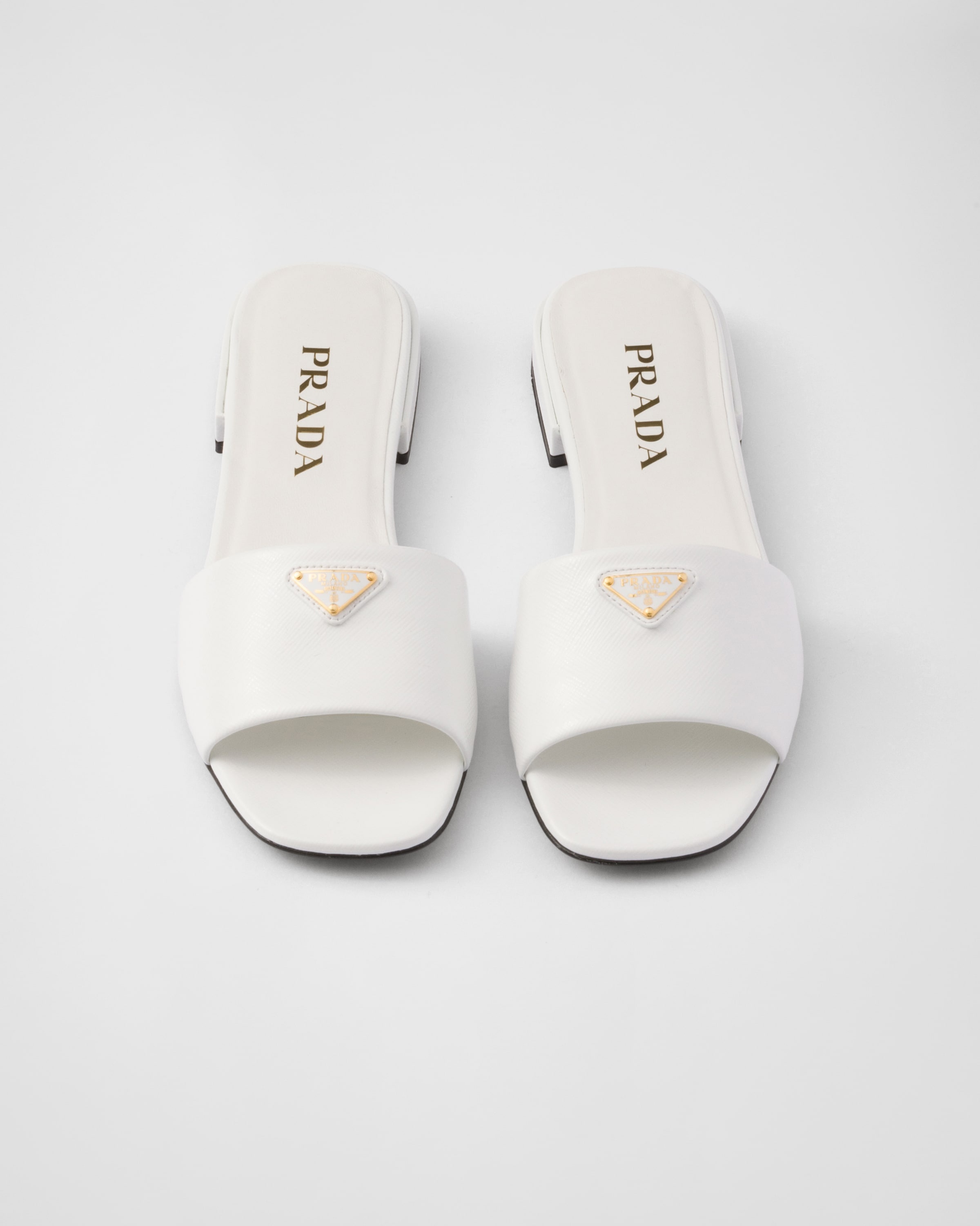 Saffiano patent leather slides - 3