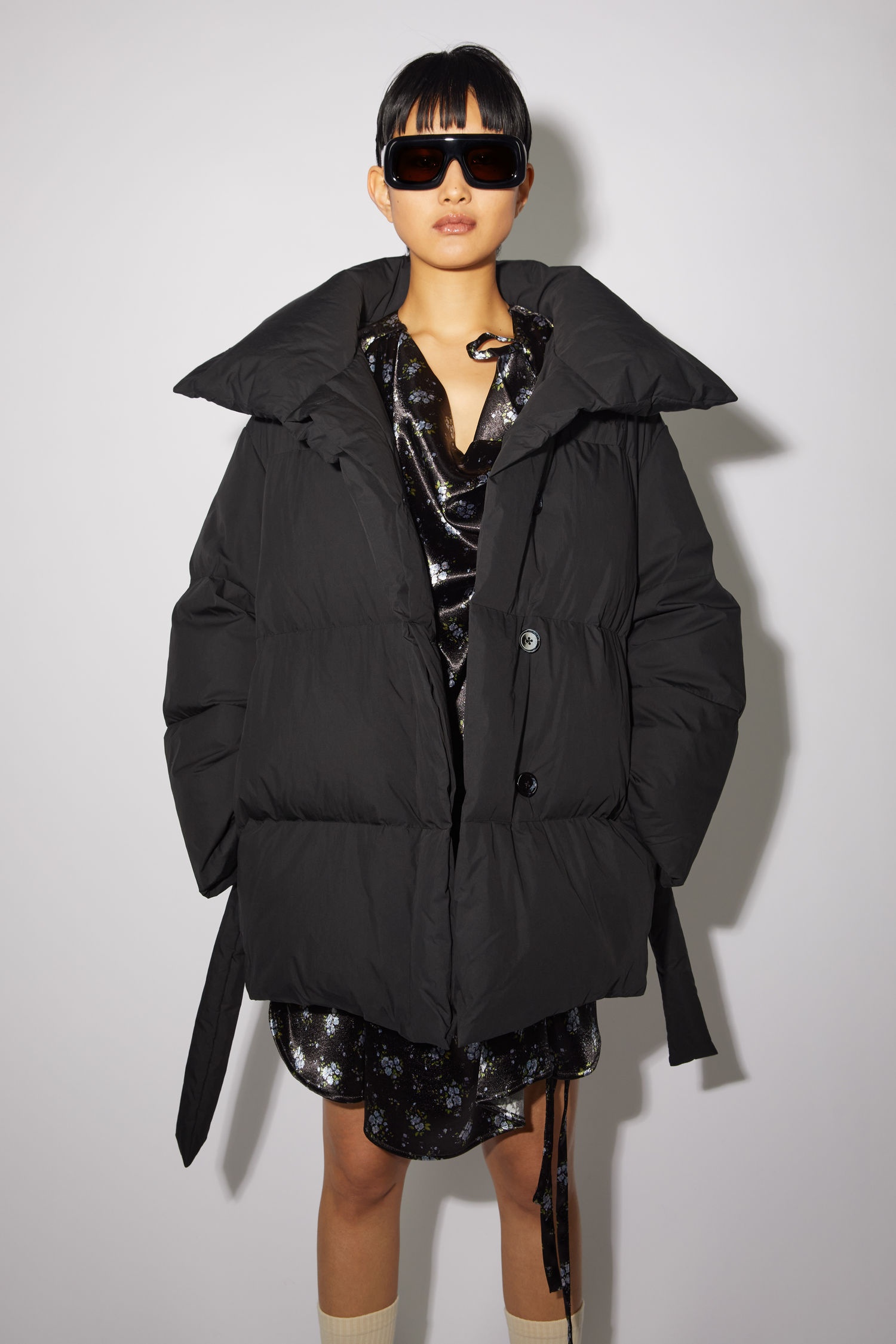 Belted puffer jacket - Black - 5