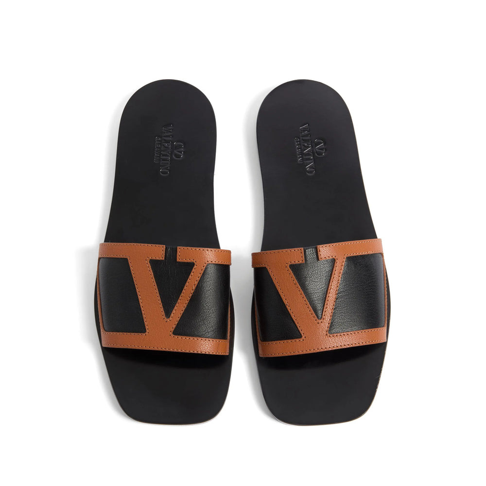 Valentino Garavani Black Flip-Flops & Slides Men - 3