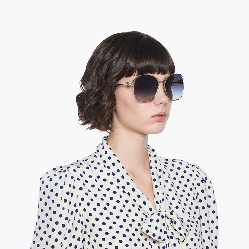 Miu Miu Miu Miu Logo sunglasses outlook