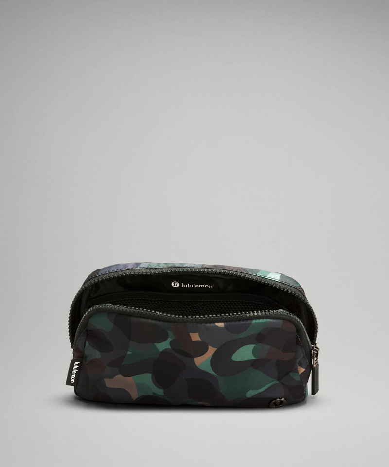 Everywhere Belt Bag 1L 4