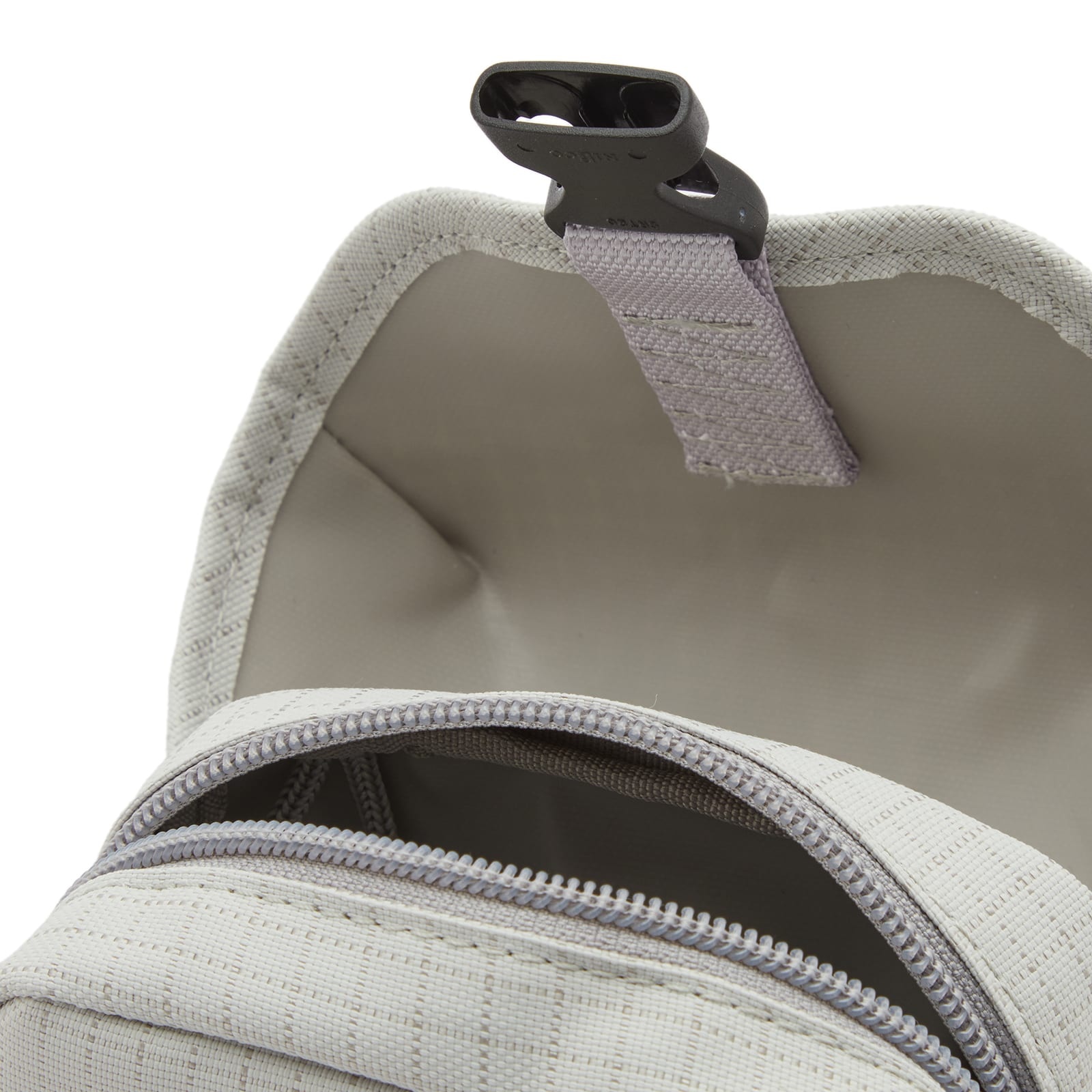 Acne Studios Adyen Post Ripstop Cross Body Bag - 4