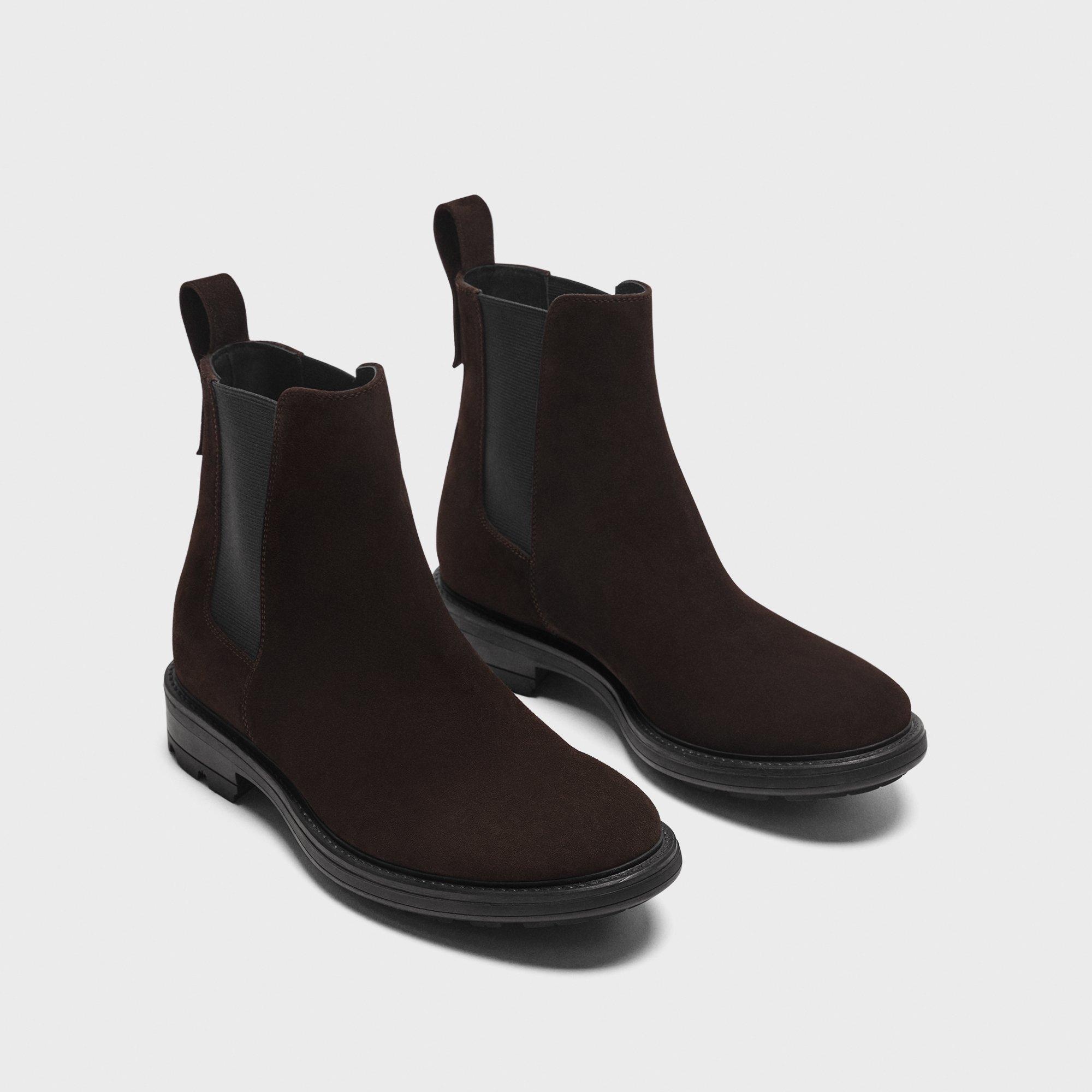 Chelsea Boots in Suede - 5