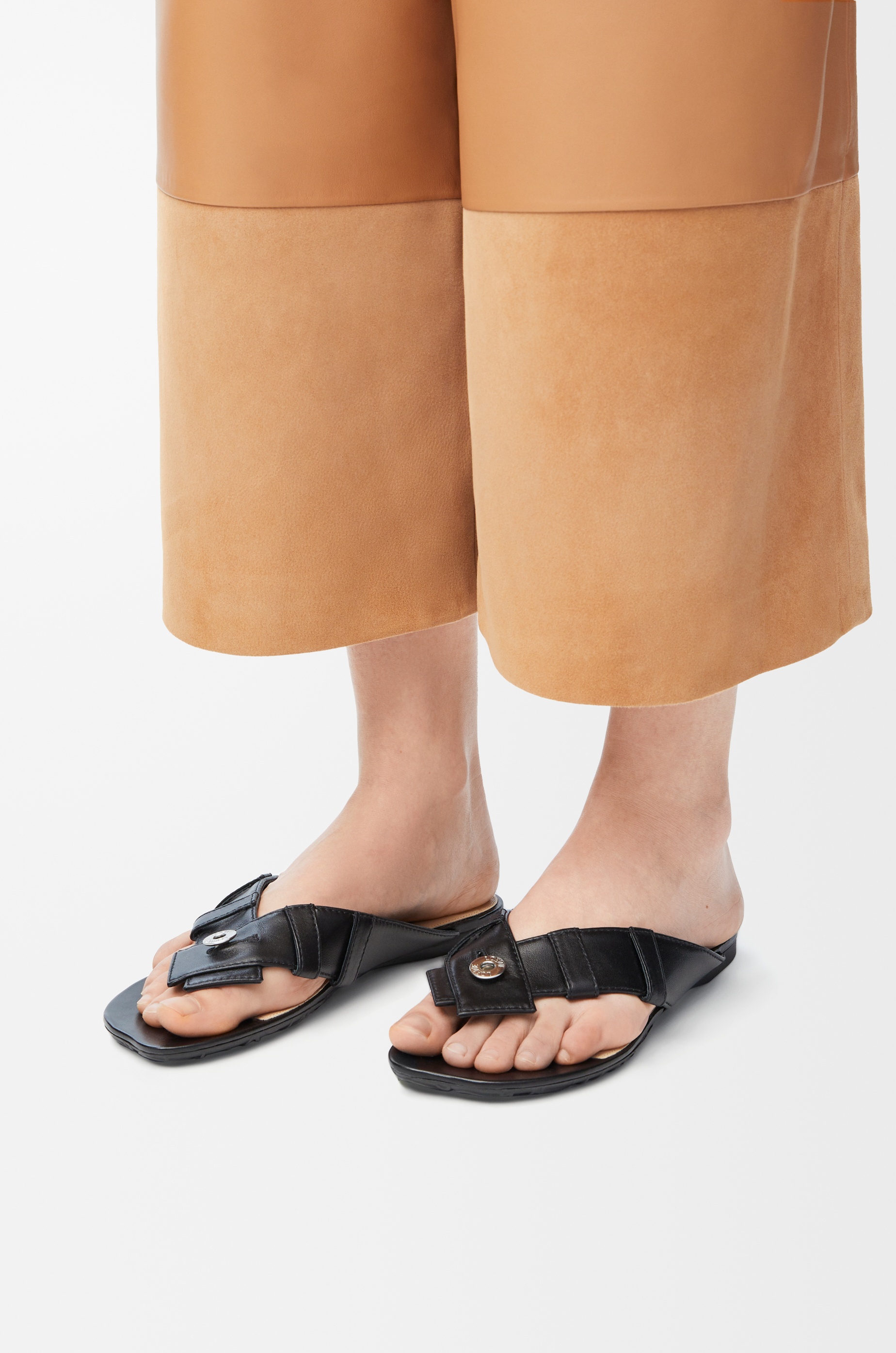Toy Panta toe post sandal in lambskin - 2