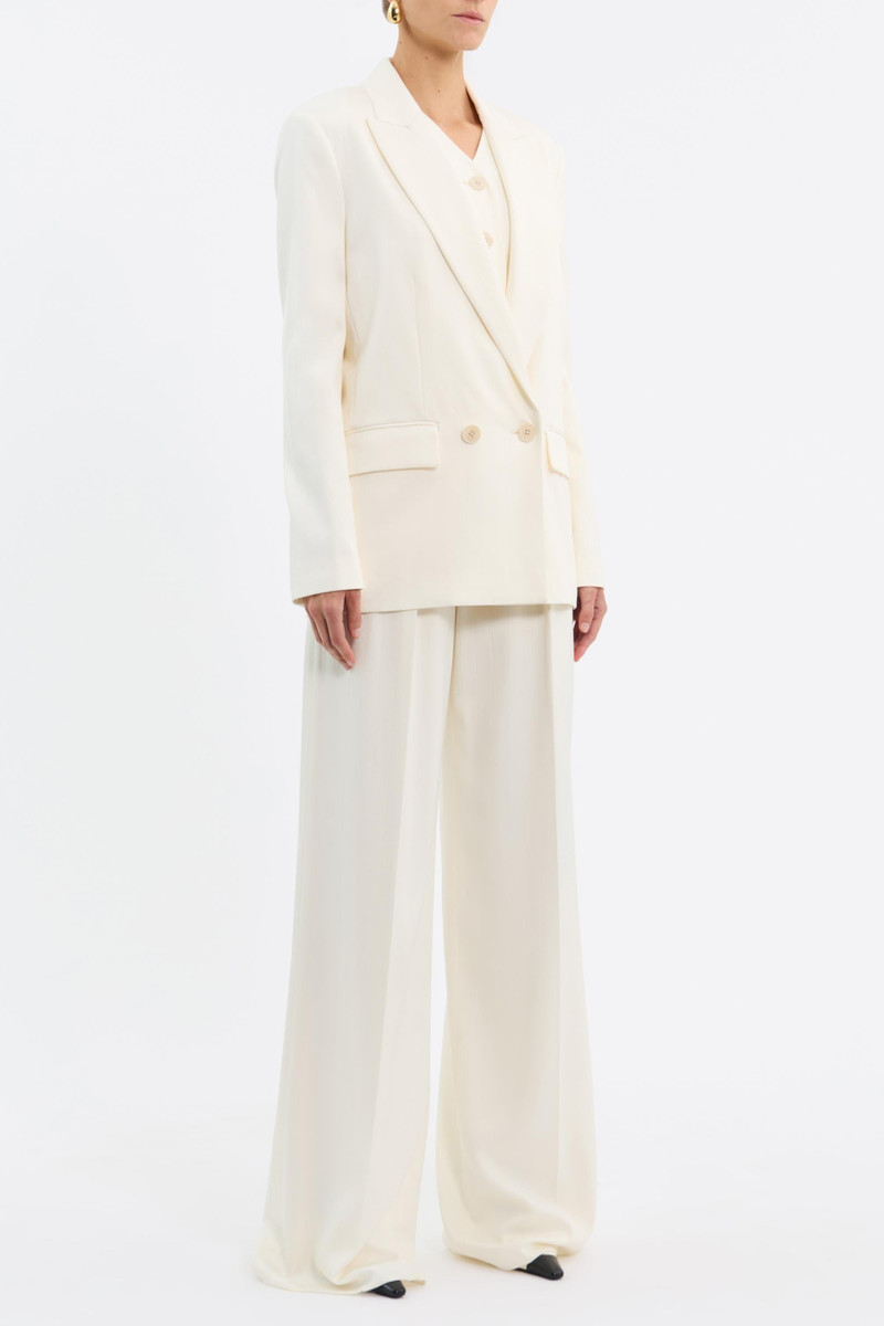 Blanco Blazer 3