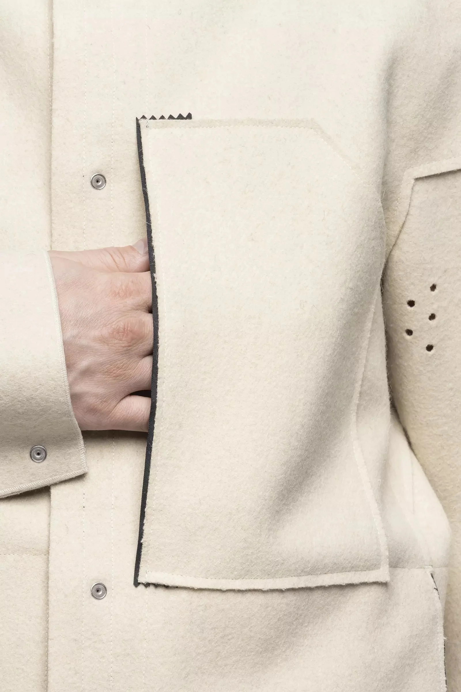 ACRONYM ホワイトジャケット M J70-BU J70-BU | ACRONYM®