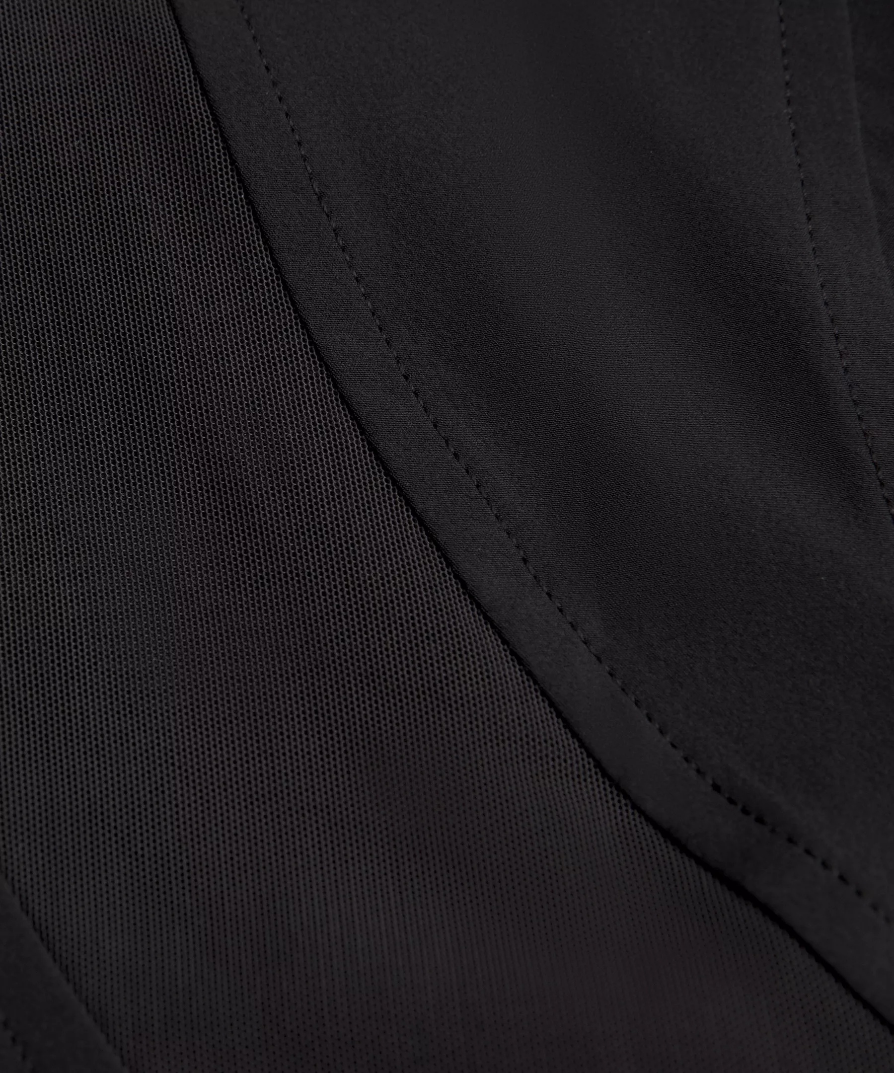 Mesh-Ventilated Tennis Jacket - 9