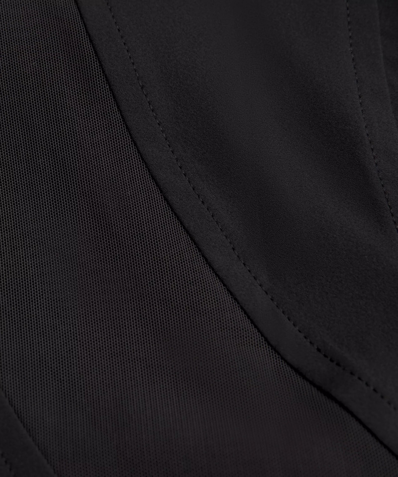 Mesh-Ventilated Tennis Jacket 9