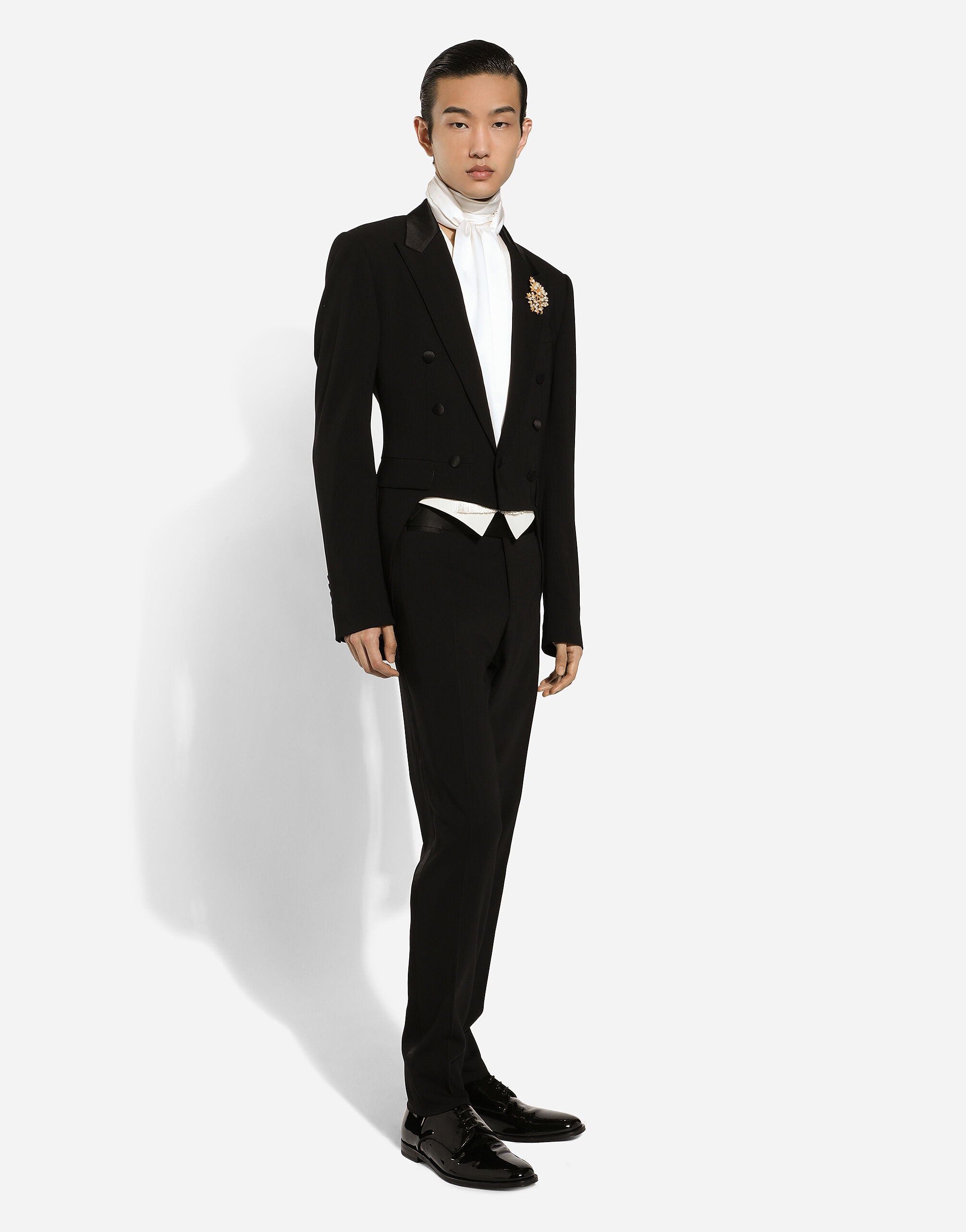 Single-breasted tuxedo suit - 7