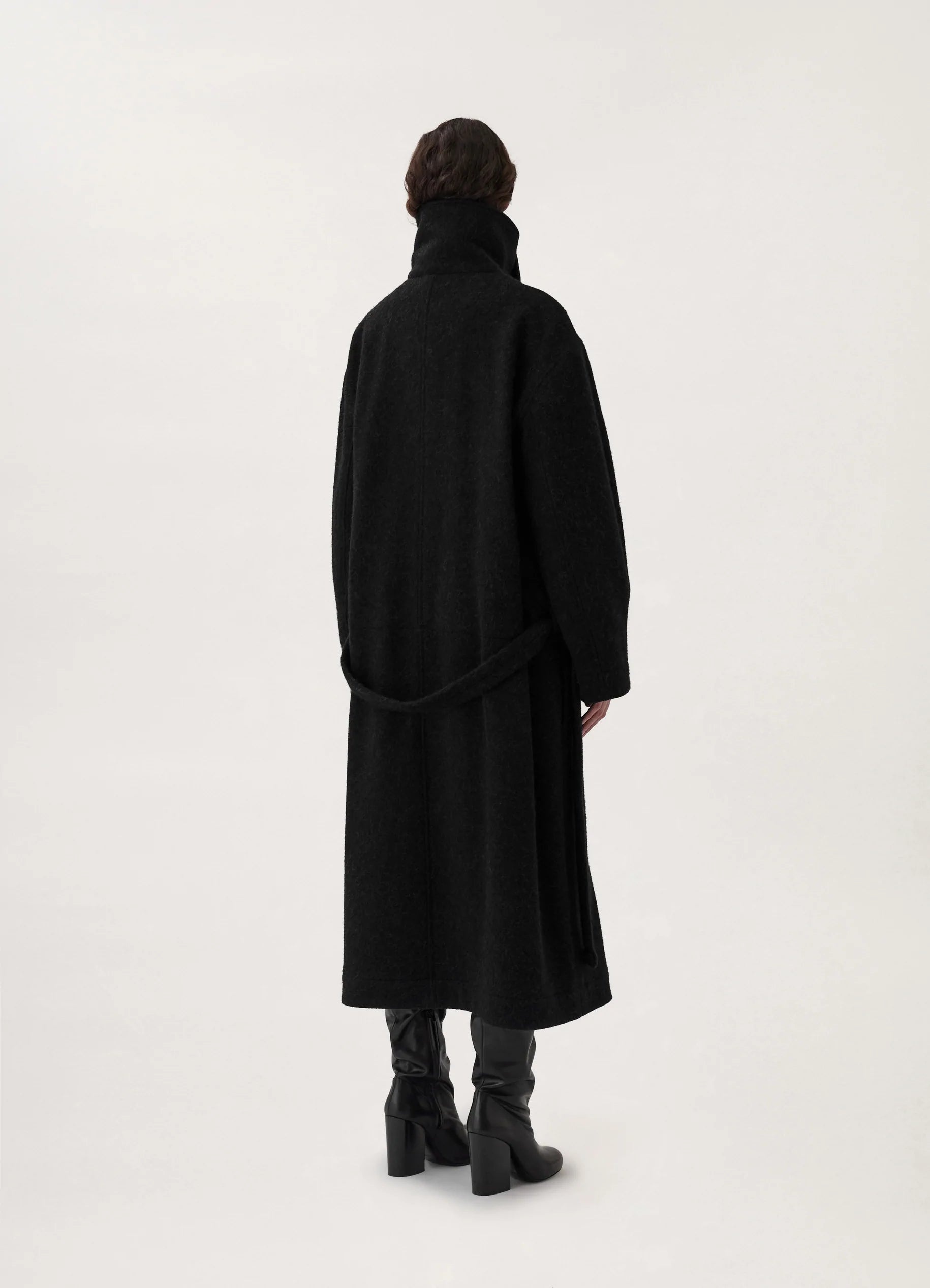BATHROBE COAT
SOFT ALPACA WOOL - 4