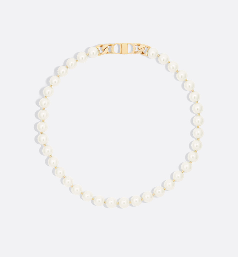 CD Pearls Necklace 1