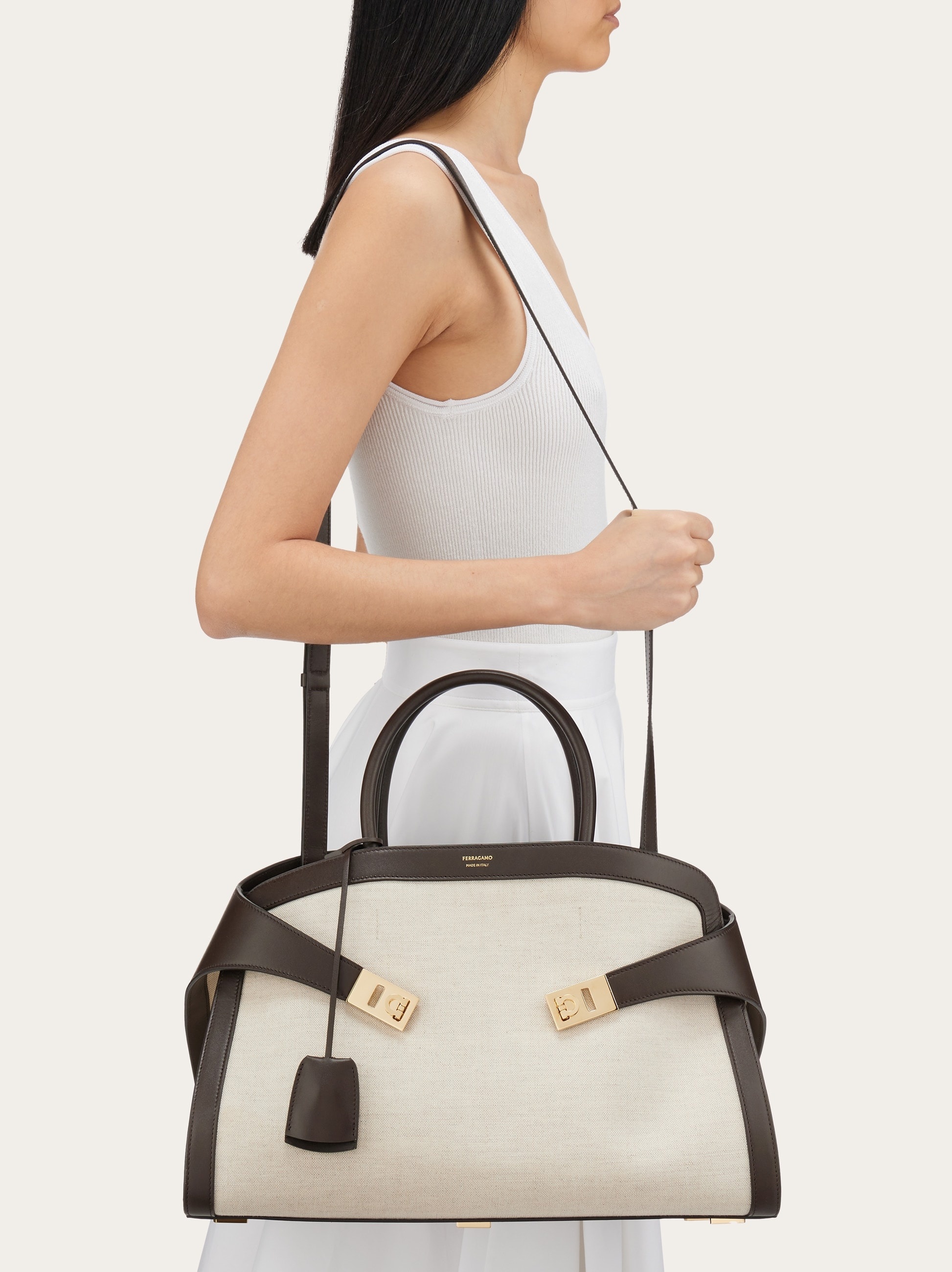 Hug handbag (M) - 3