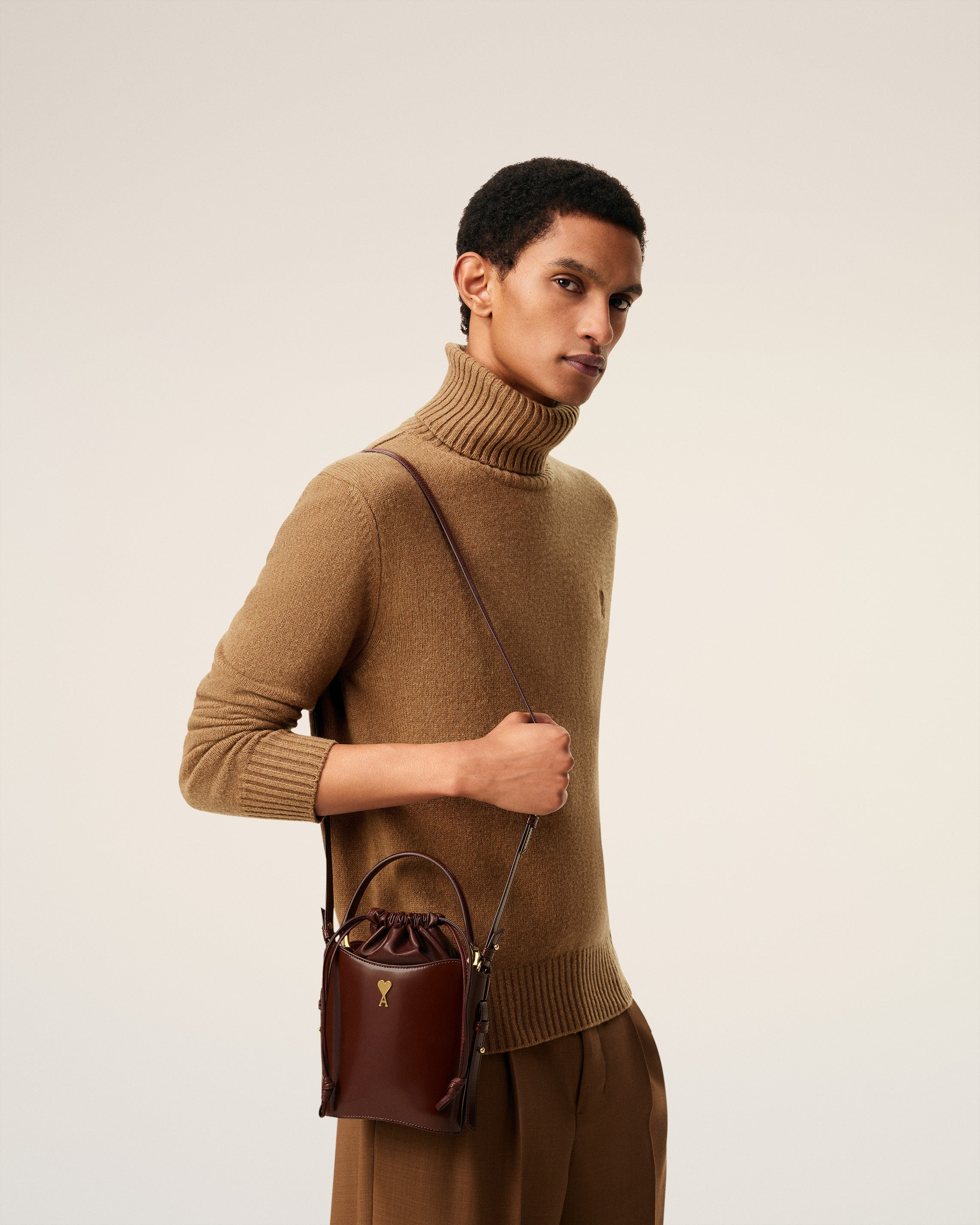 BURGUNDY GLAZED LEATHER MINI PARIS PARIS BUCKET BAG - 2