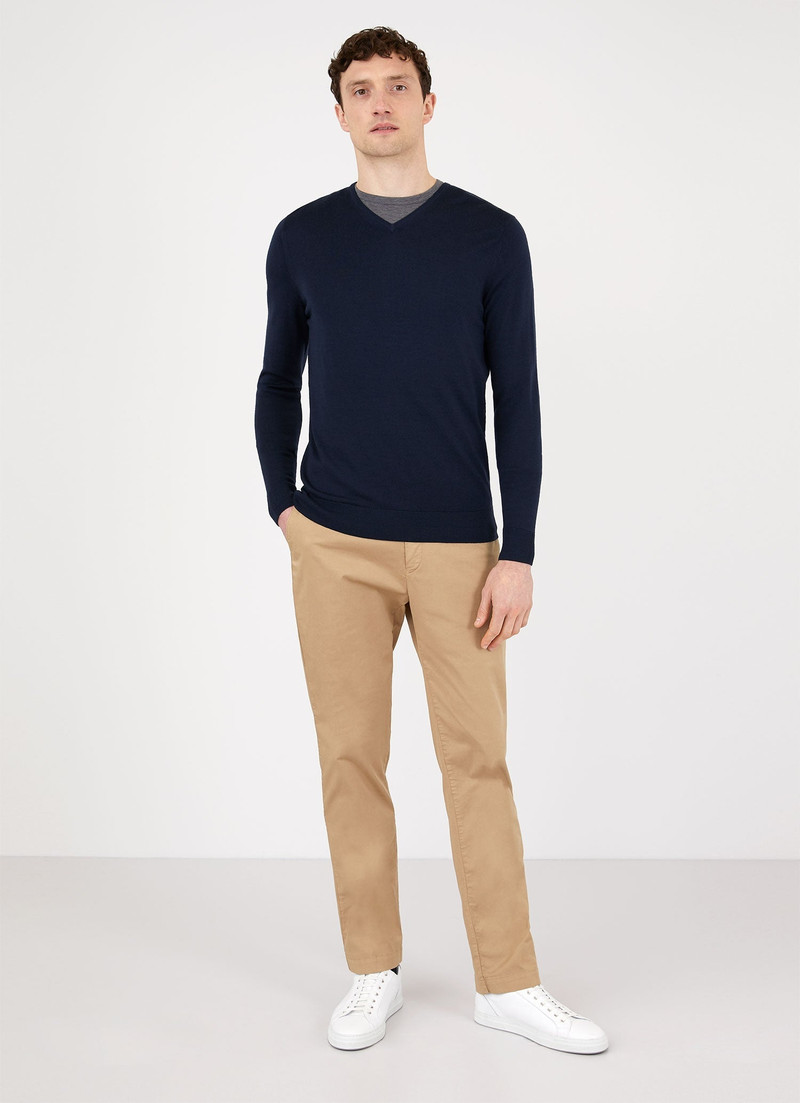 Sunspel Merino V Neck Jumper outlook