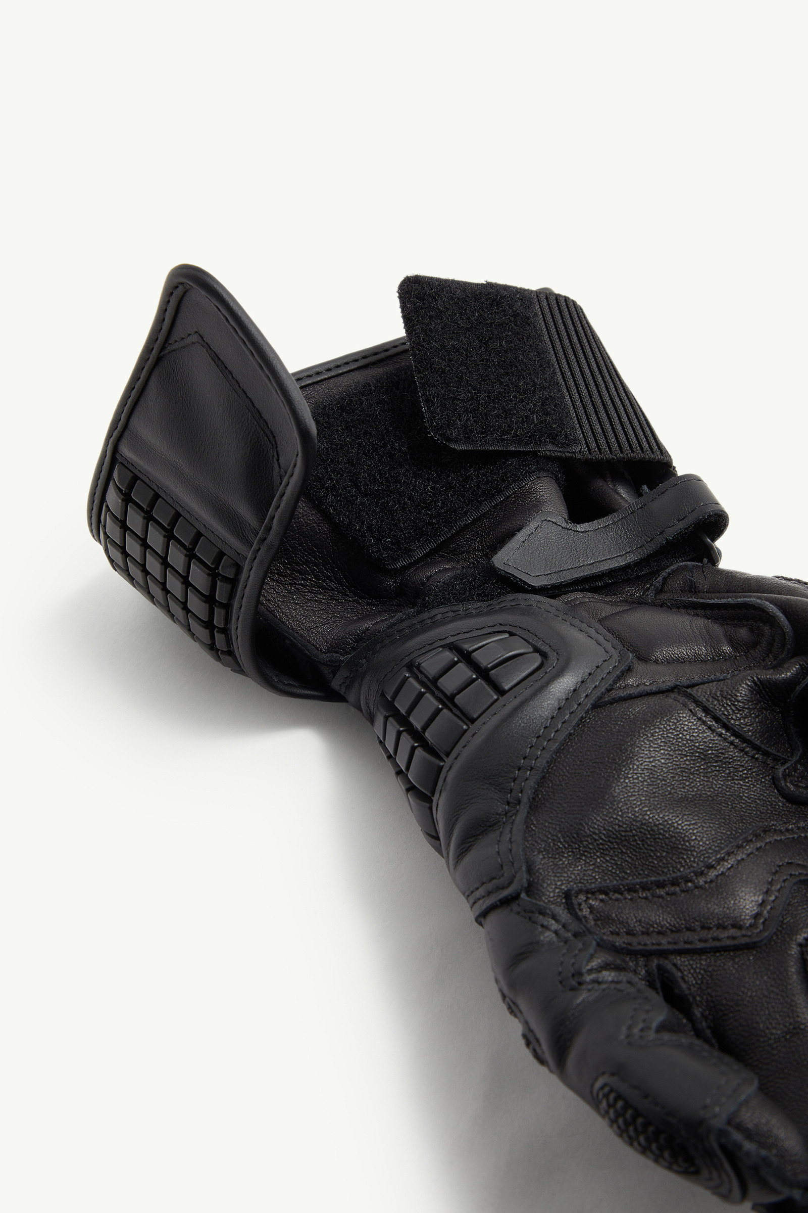 Moncler x A$AP Rocky Leather Gloves - 6