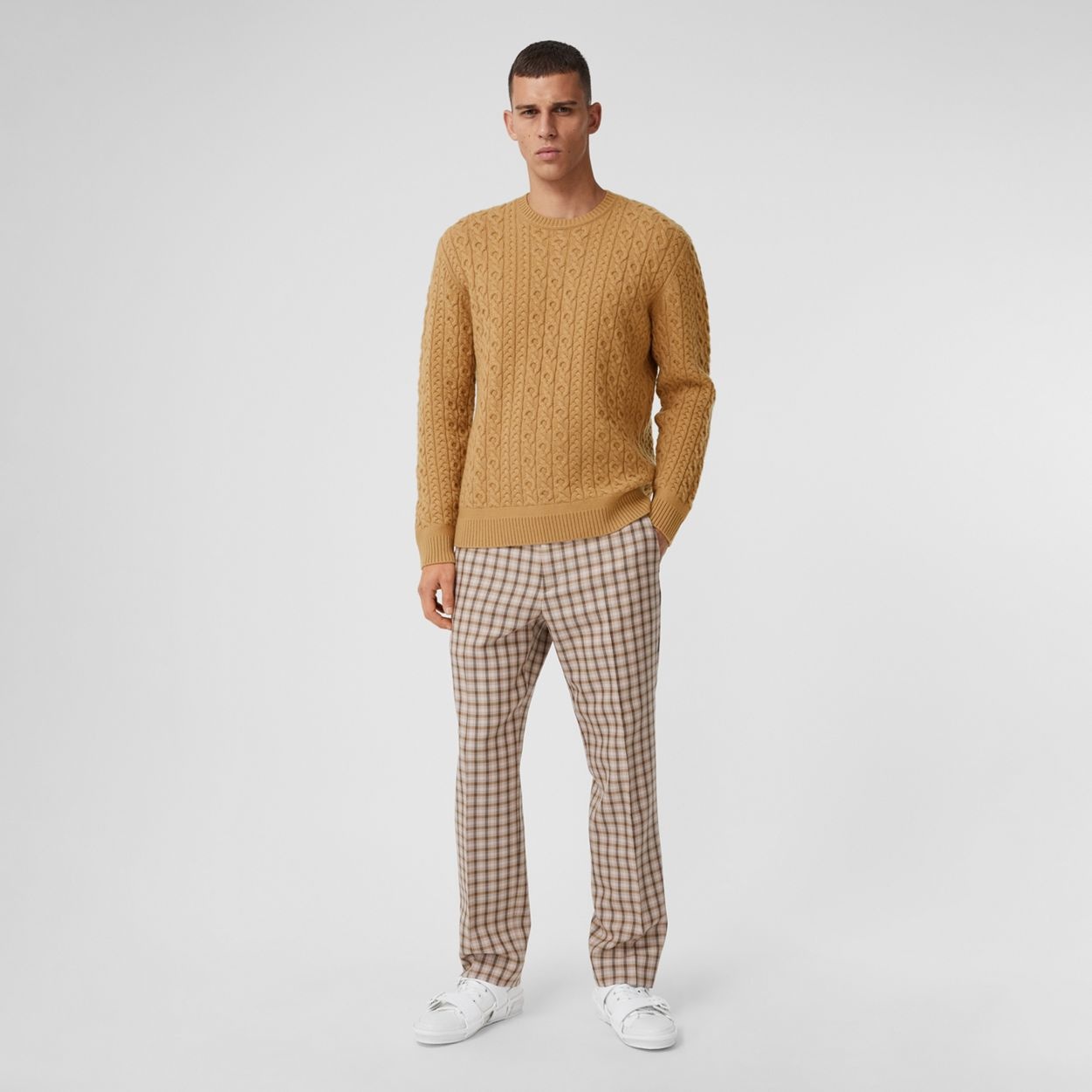 Cable Knit Wool Cashmere Sweater - 5