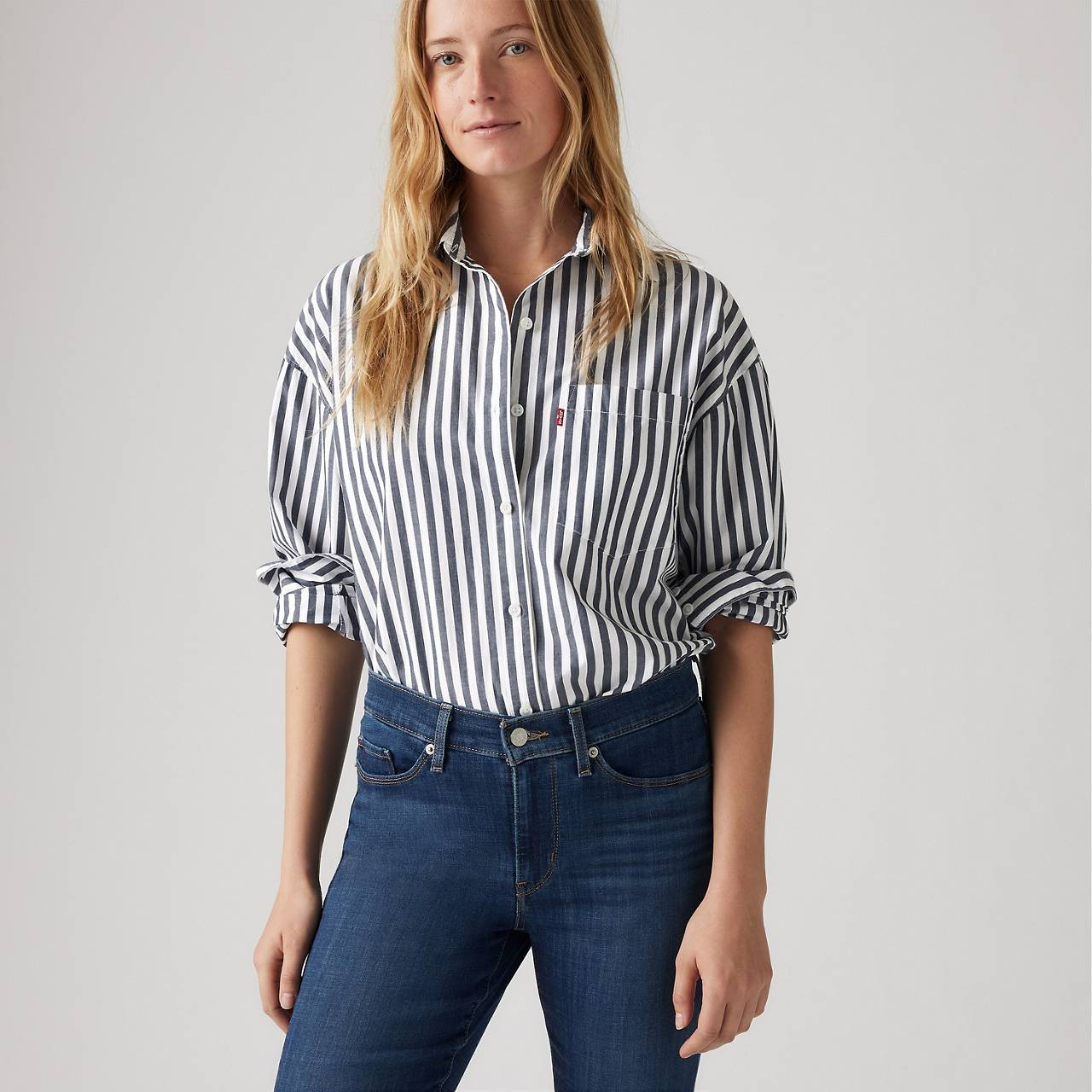CLASSIC STRAIGHT FIT WOMEN'S JEANS - 6