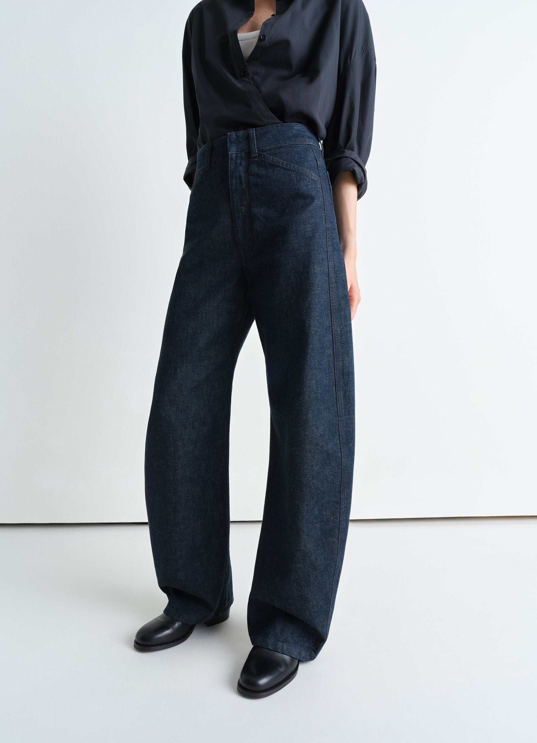 HIGH WAISTED CURVED PANTS - 3