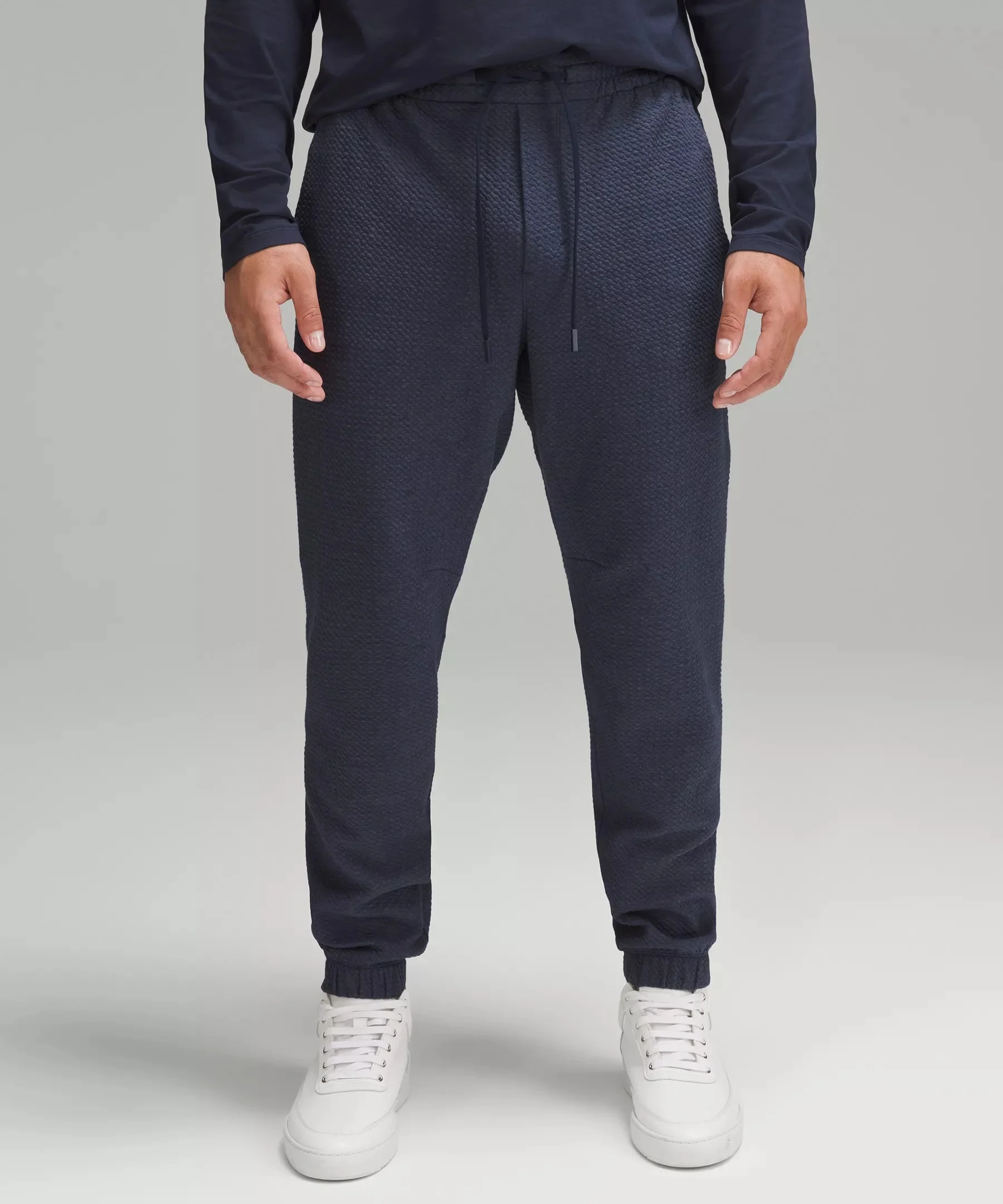 Textured Double-Knit Cotton Jogger *Regular - 1