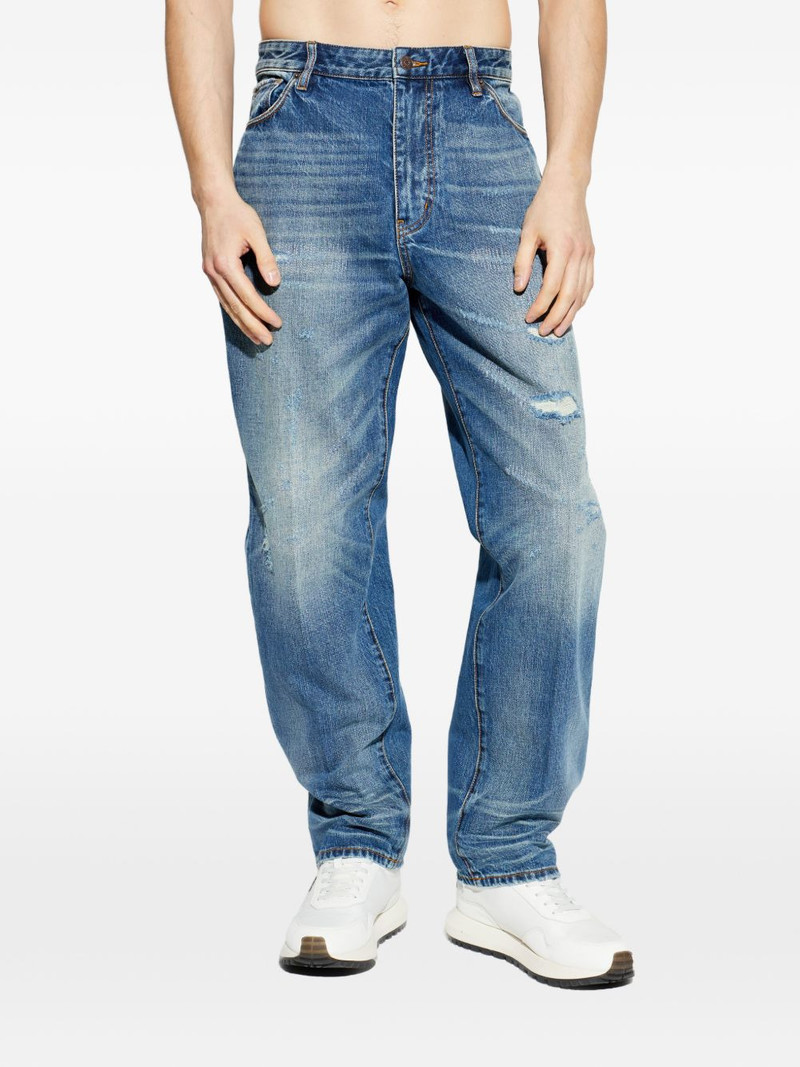 distressed jeans 3
