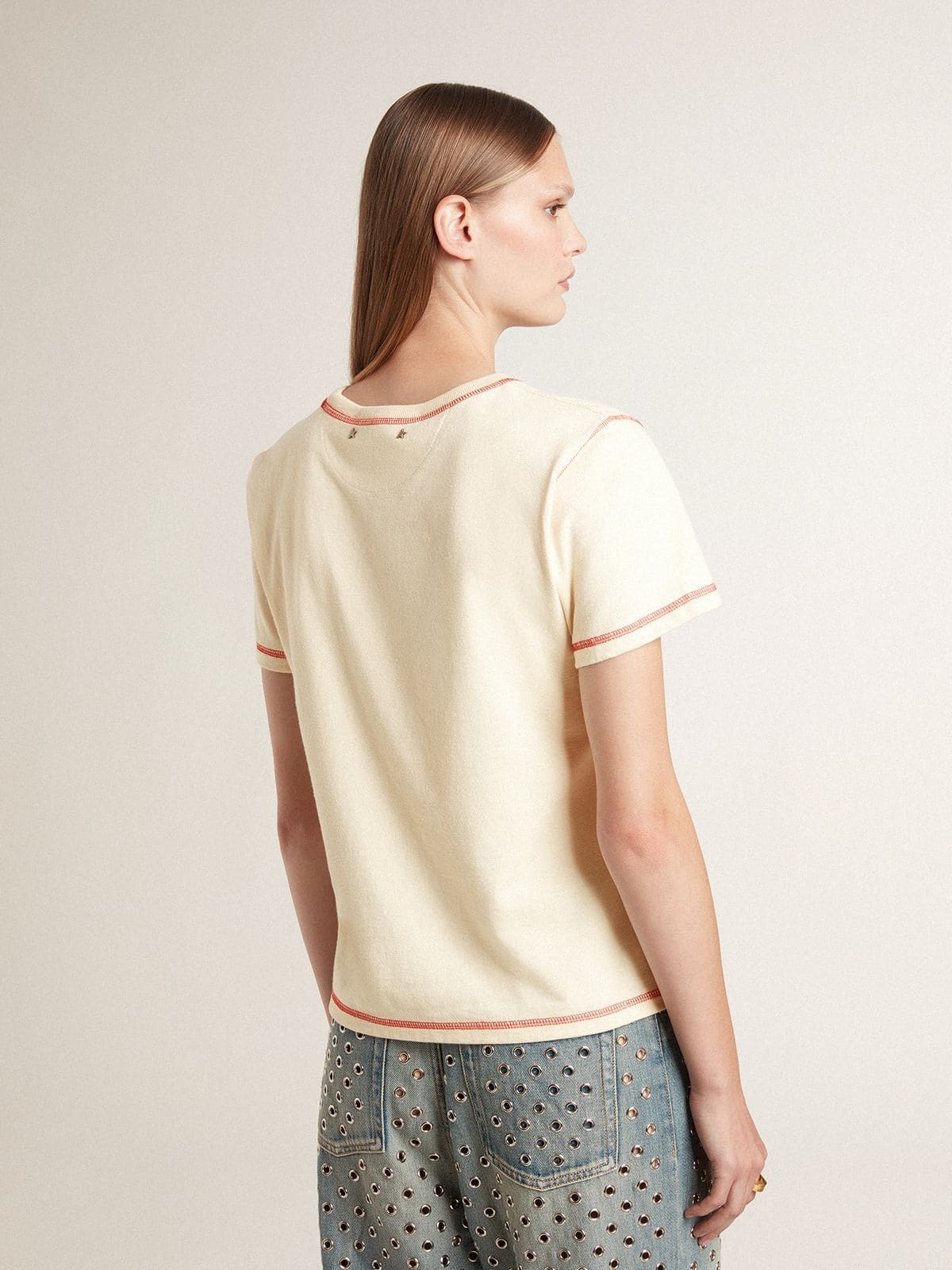 Women's cream T-shirt with faded red accents - 4