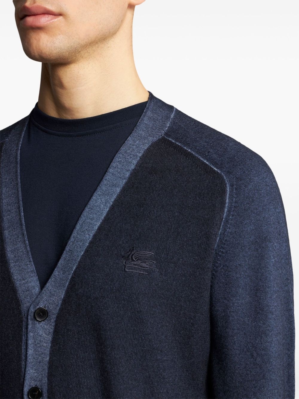 Pegaso-embroidered wool cardigan - 4