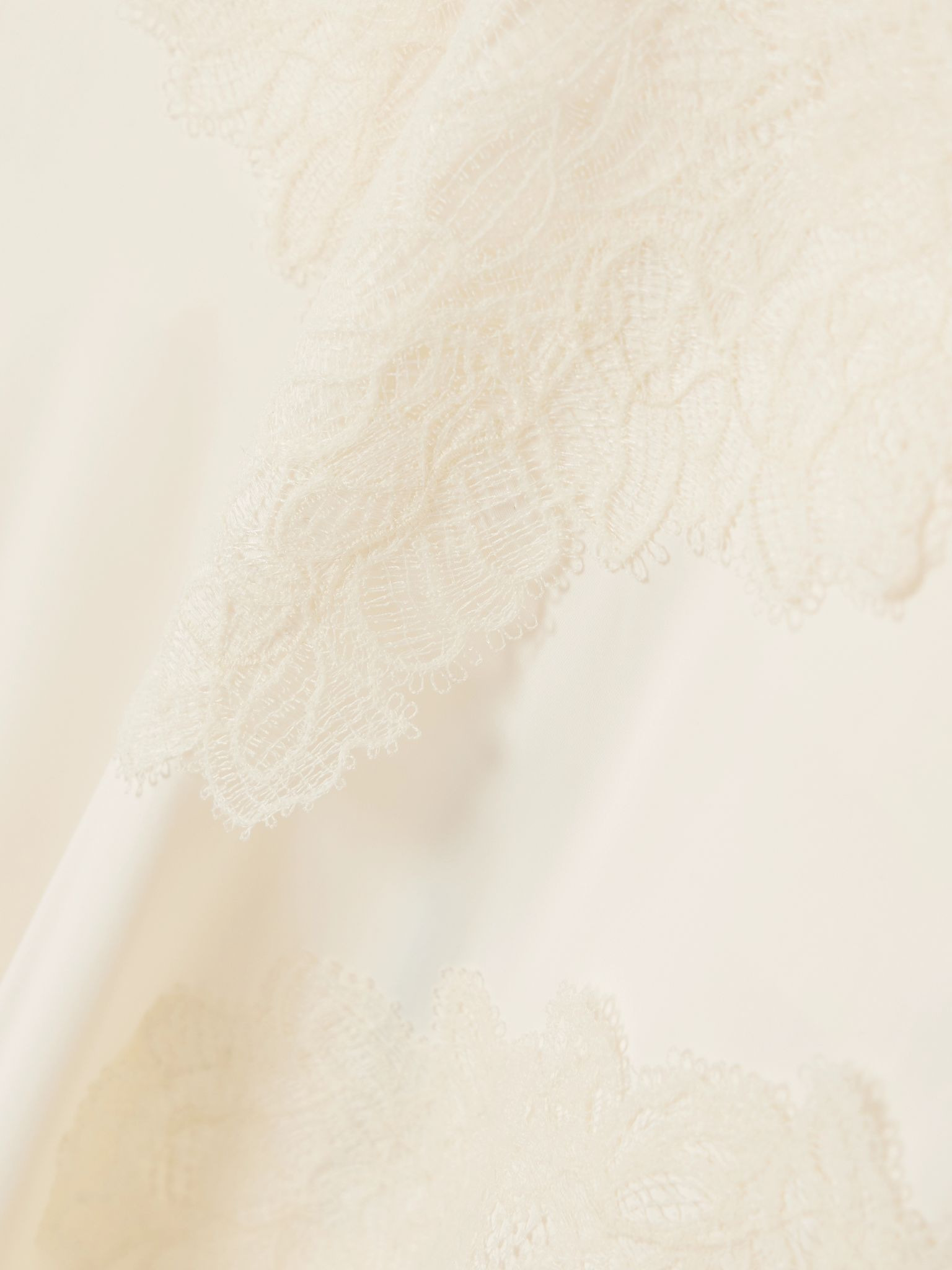 Lace-trimmed satin maxi dress Cream - 4
