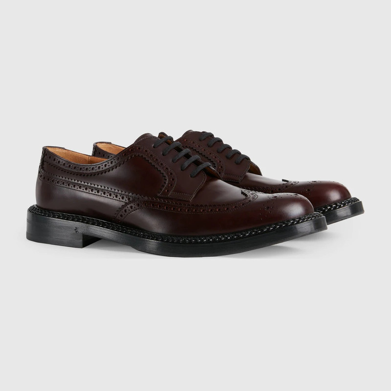 Men's lace-up shoe with brogue details 2