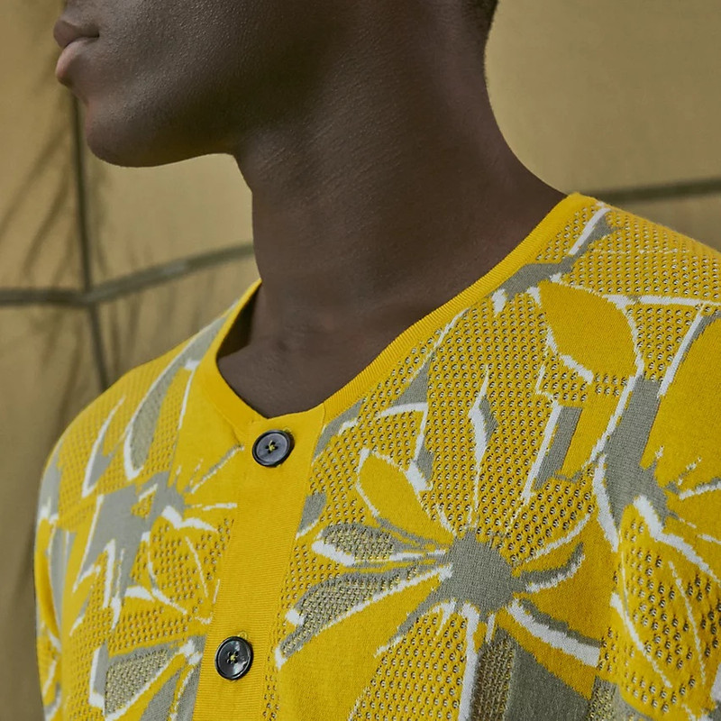 "Puzzle Floral" henley collar t-shirt 3