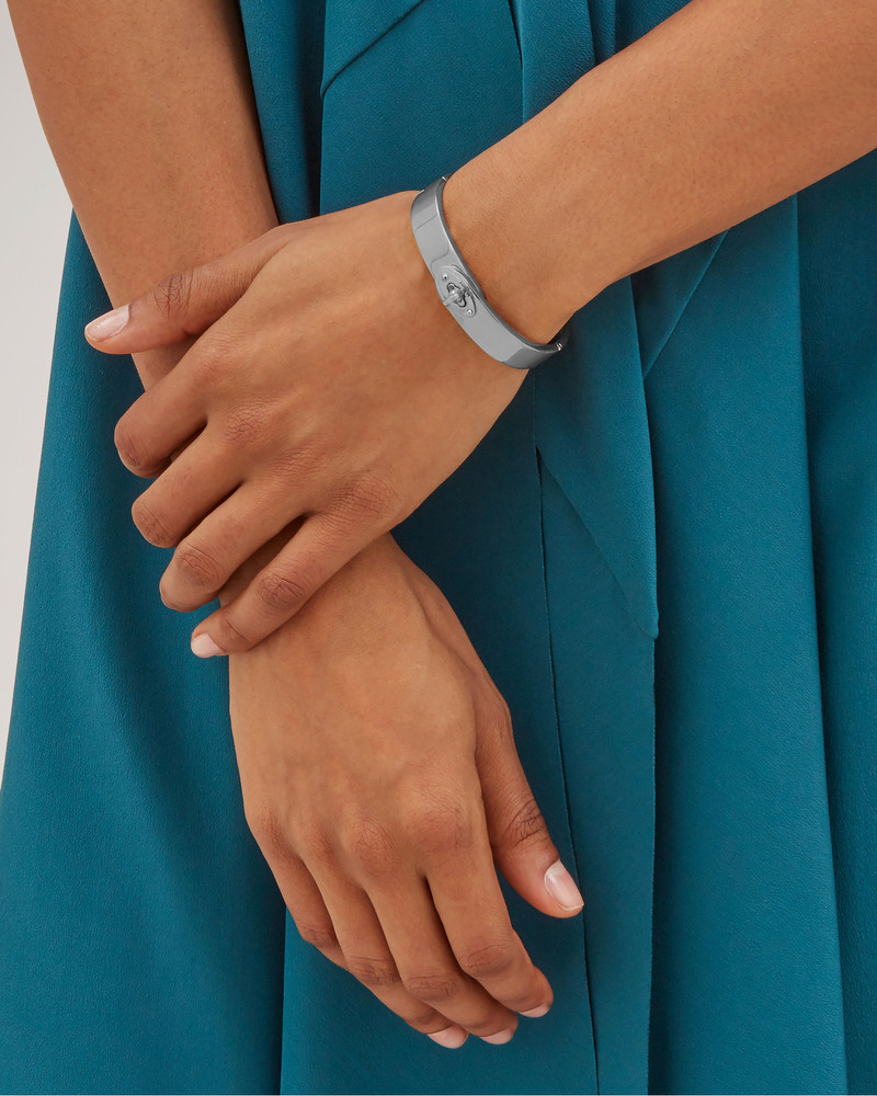 Mulberry Bayswater Metal Slim Bracelet
Silver Antique Style Metal outlook