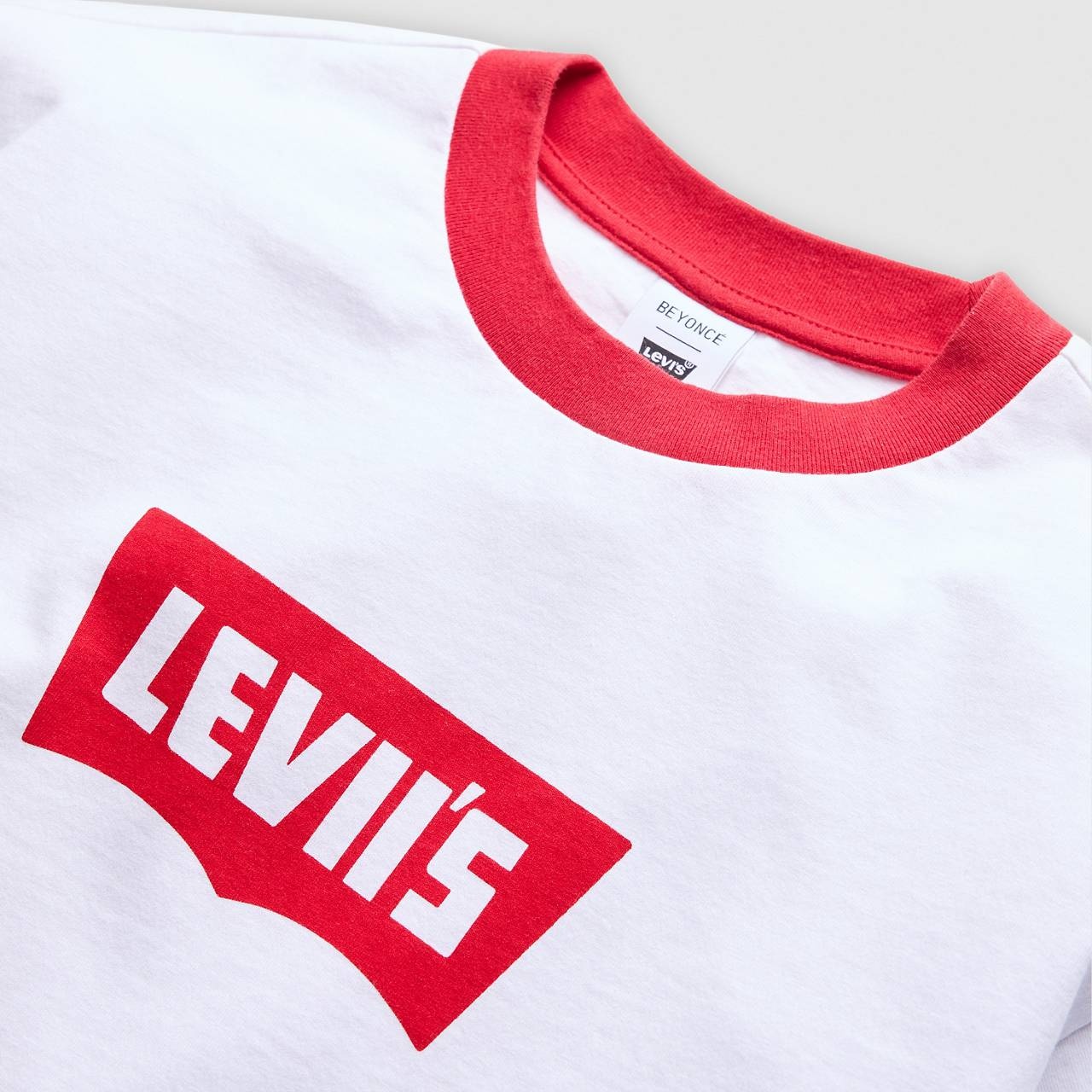 CLASSIC GRAPHIC T-SHIRT - 8