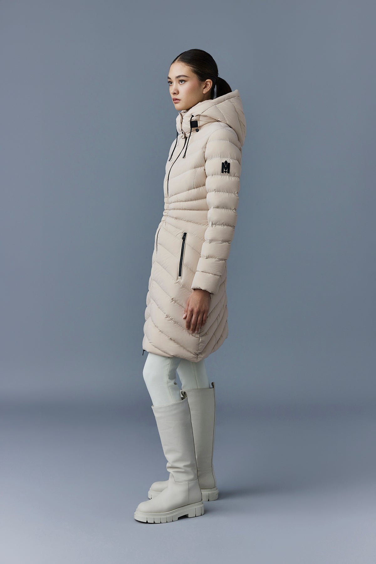 CAMEA-STR Stretch light down jacket with removable hood - 3
