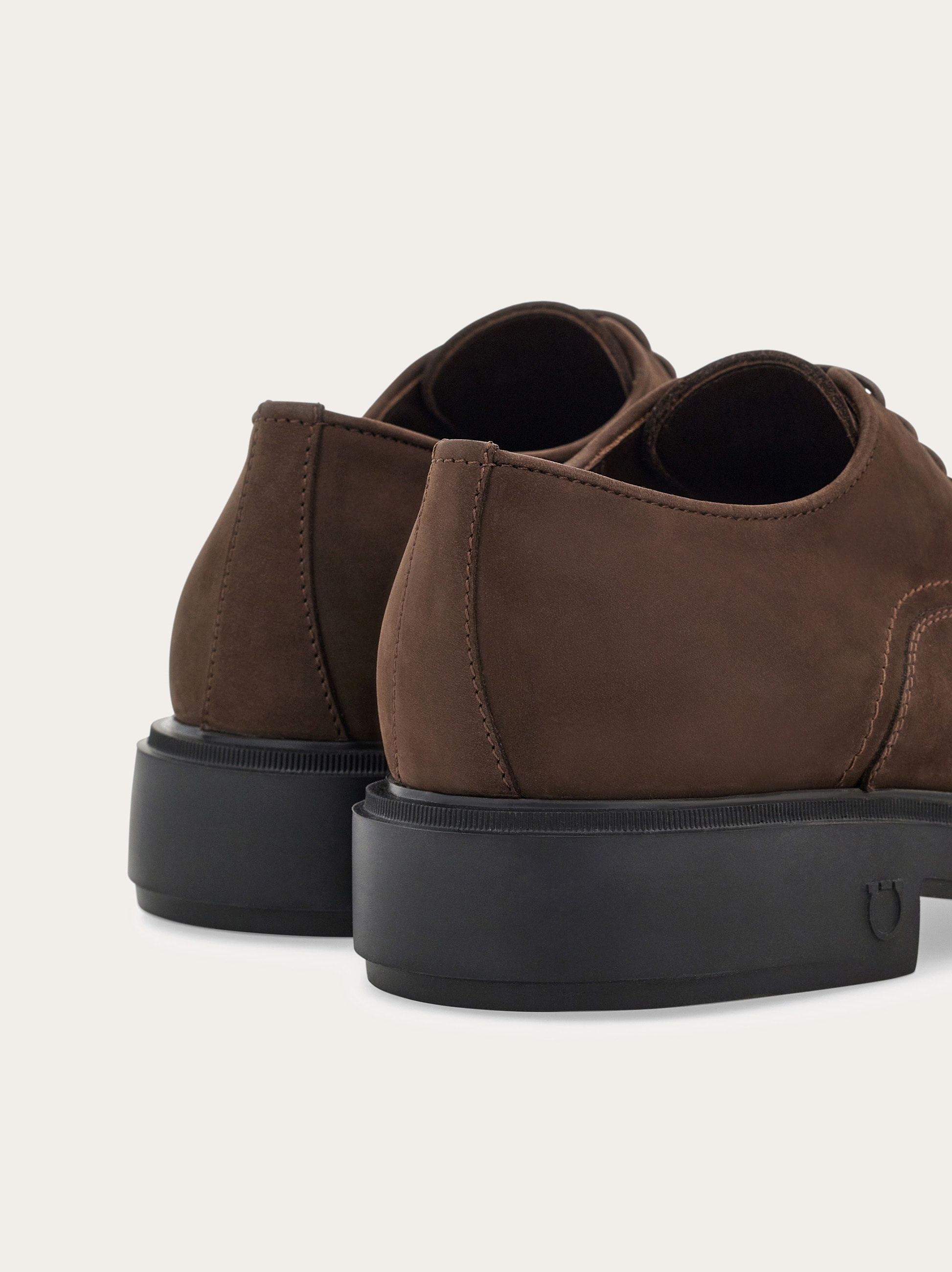 Oxford with toe cap - 3