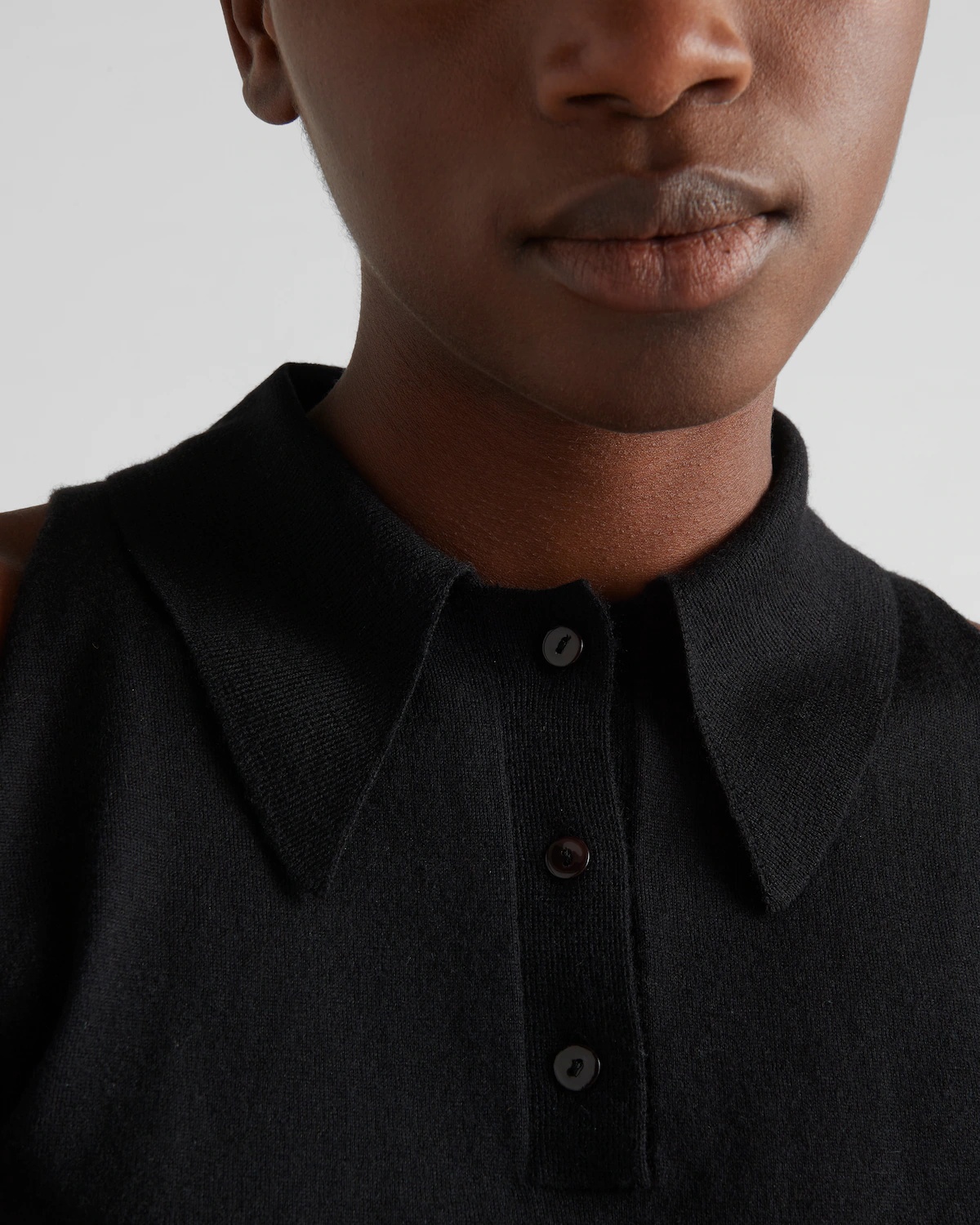 Cropped cashmere and silk top - 4