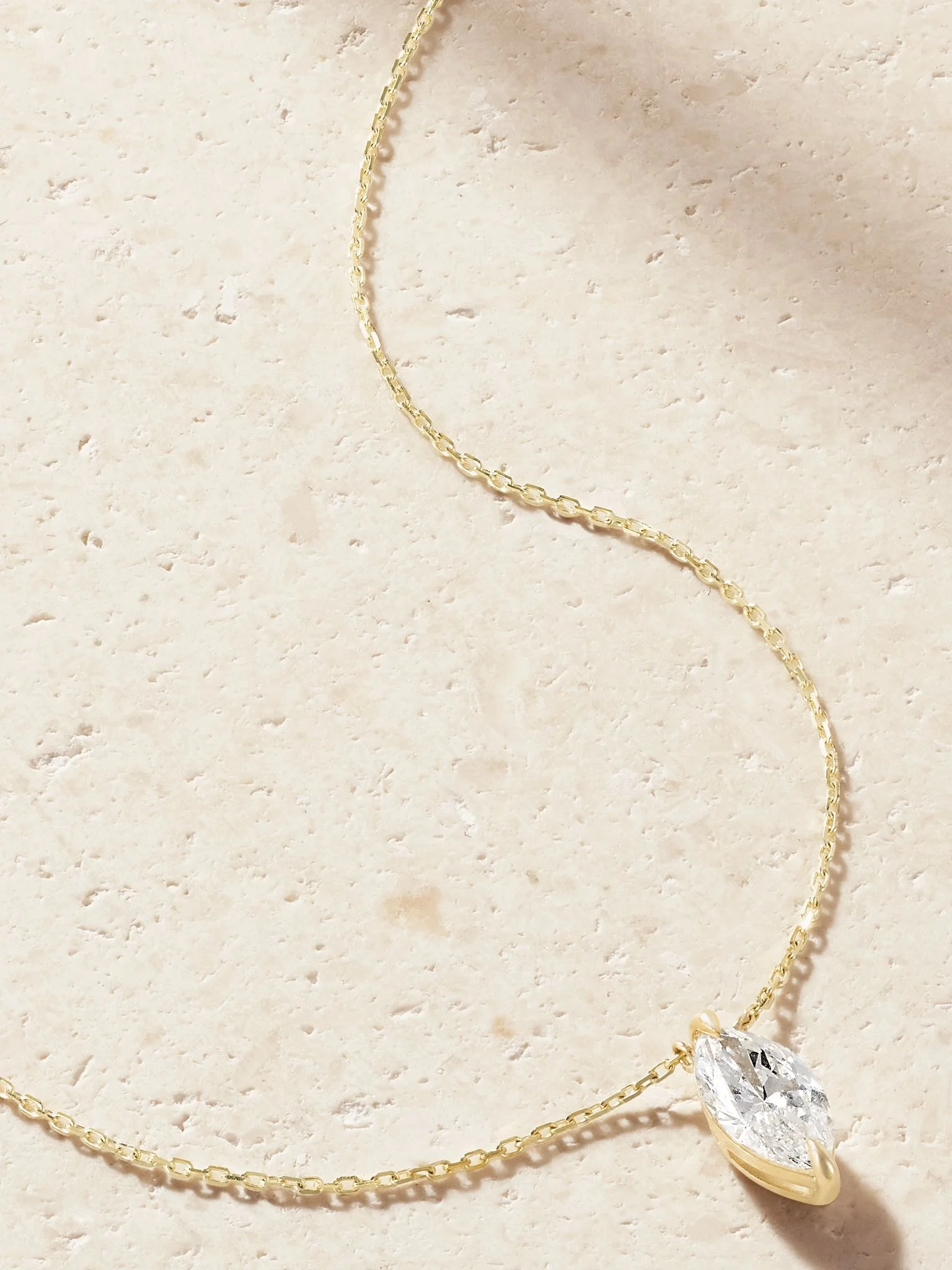 9-karat gold diamond necklace Gold - 1