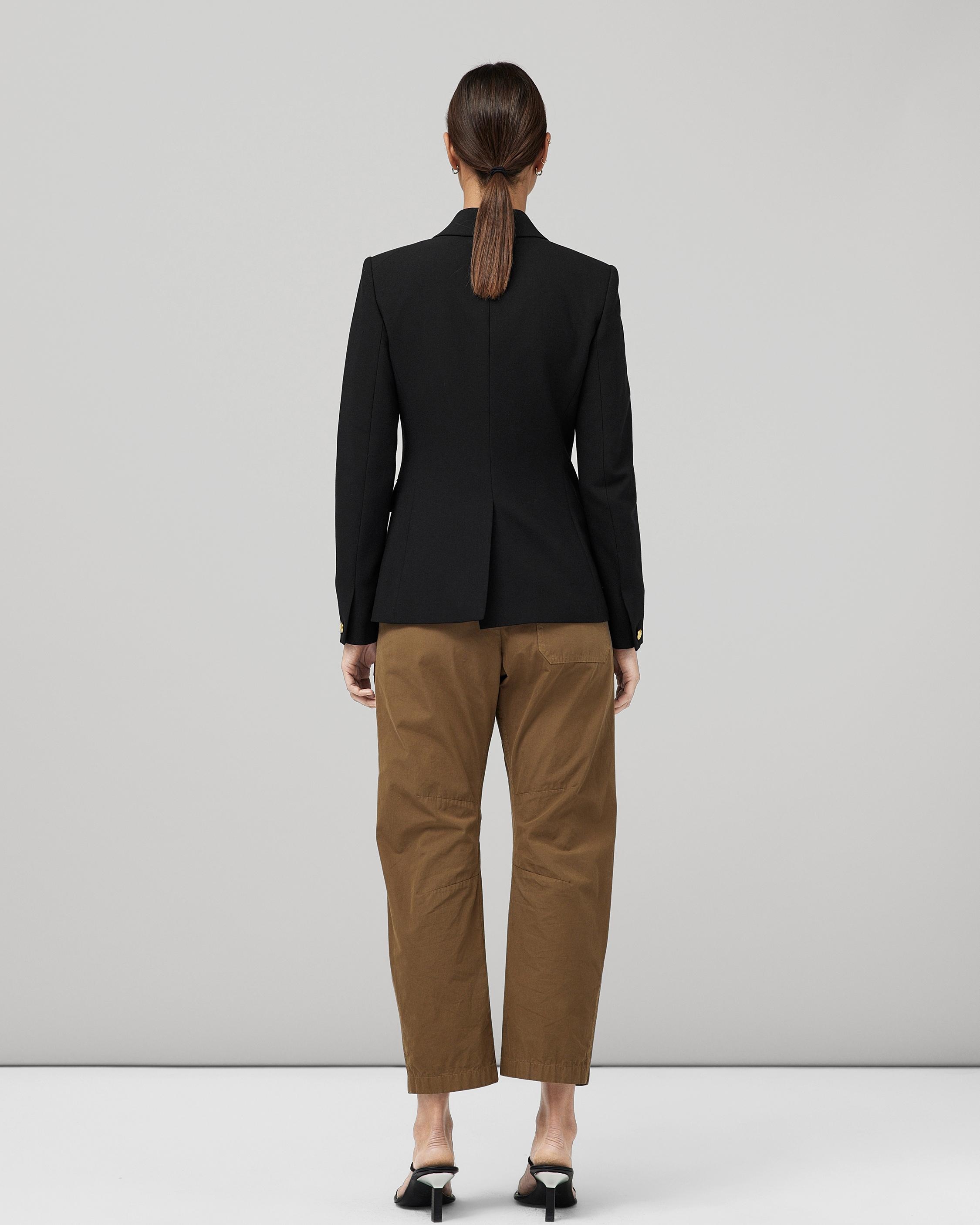 Preston Crepe Blazer
Classic Fit Blazer - 5