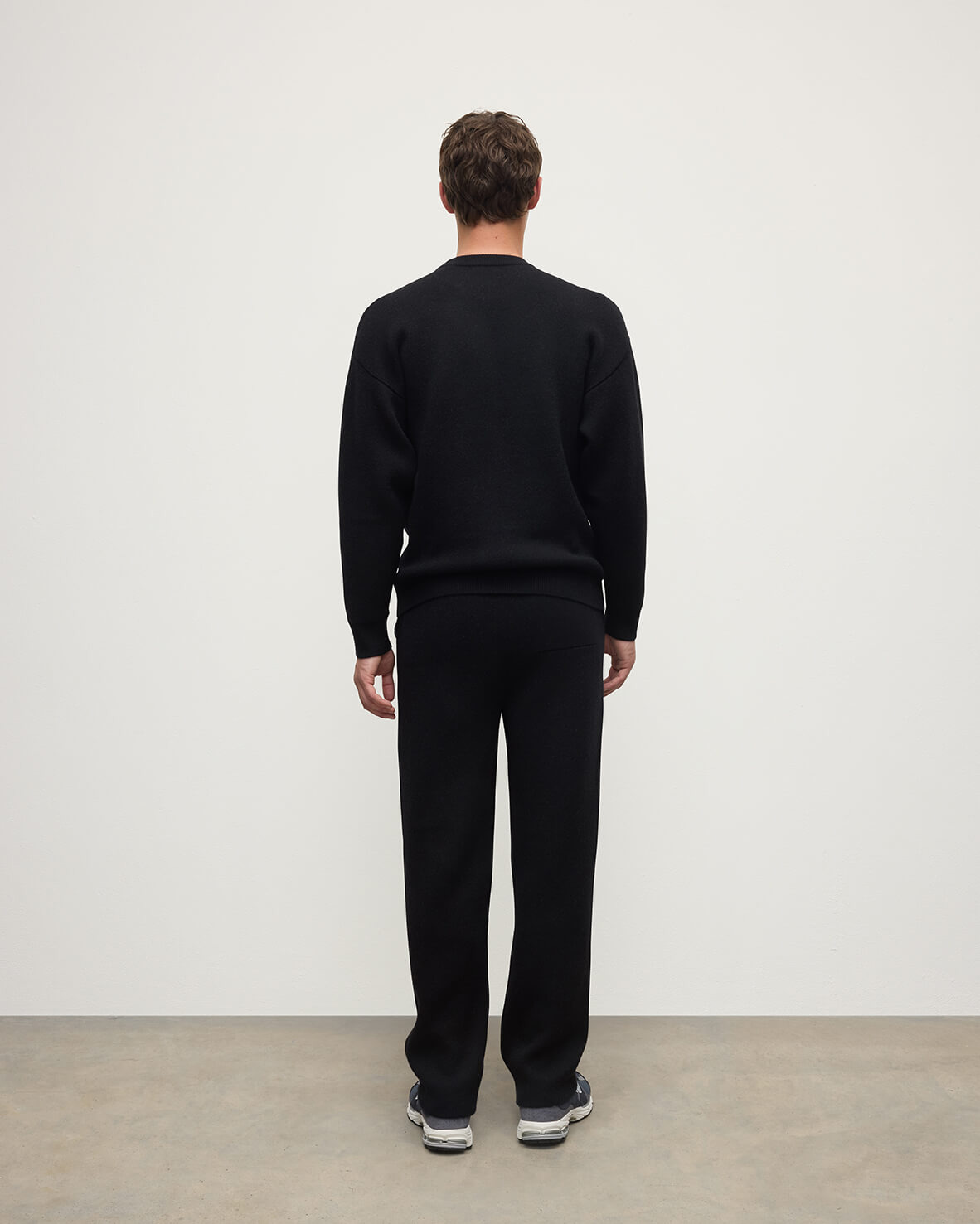 Double Faced Black Sweatshirt - 4