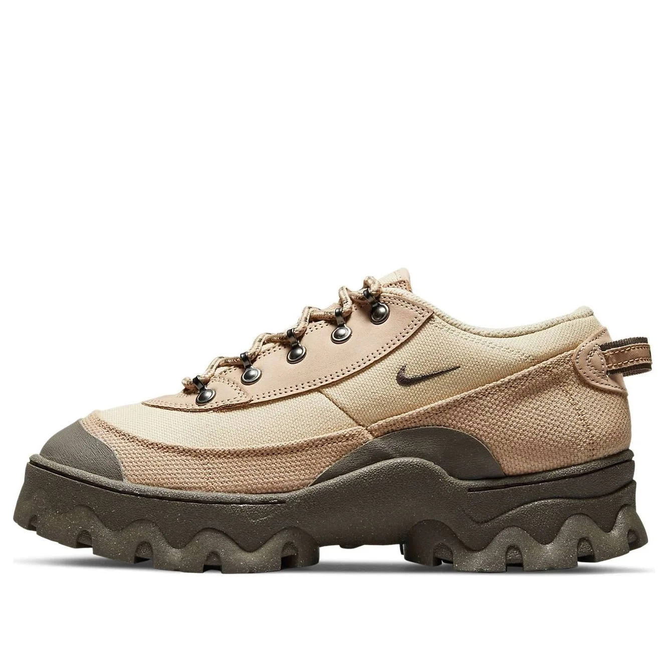 Nike Lahar 낮은 헴 (W) - 1