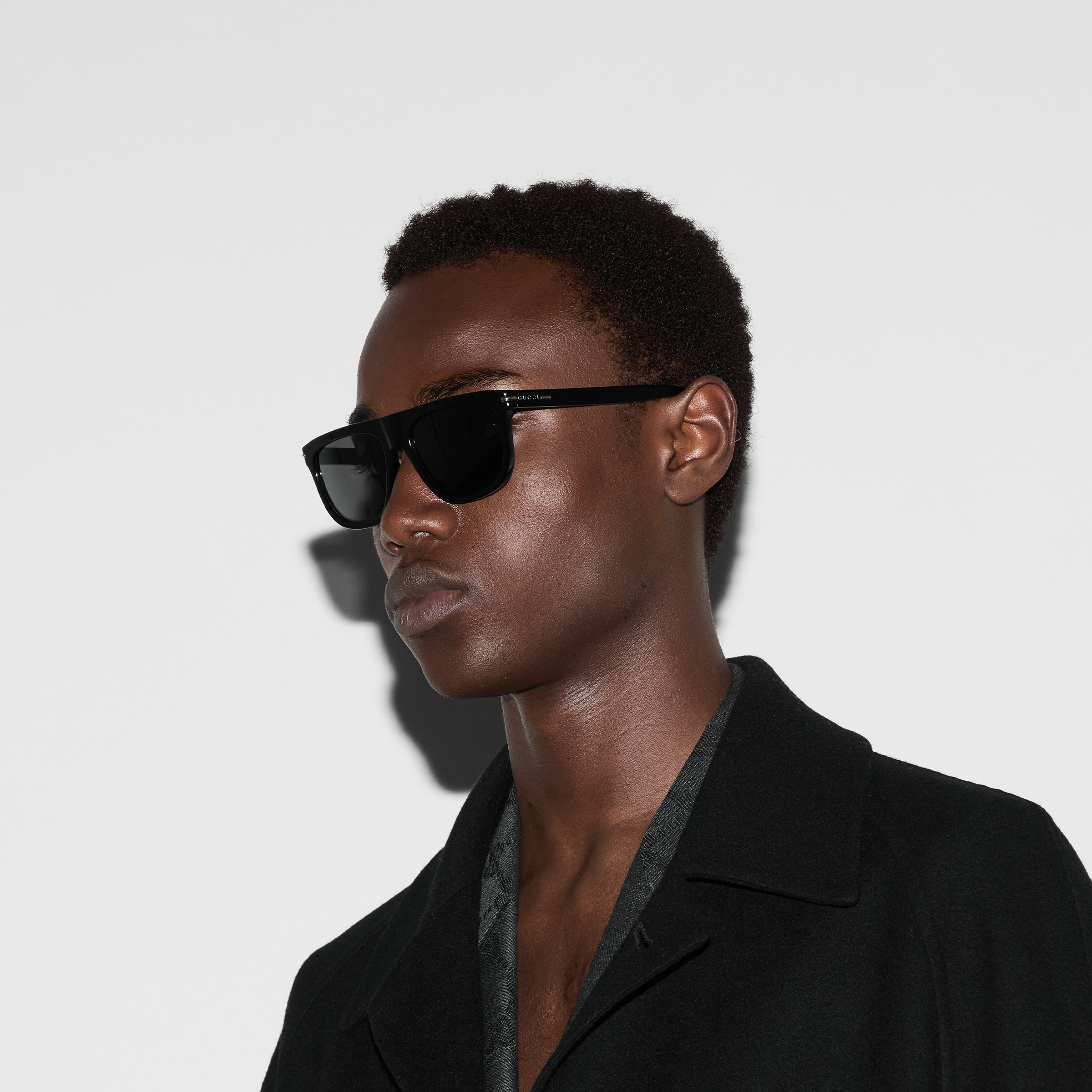 Oval frame sunglasses - 3