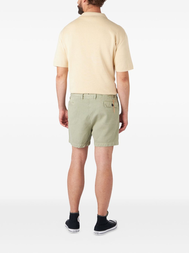 belt loops flap pocket shorts 3
