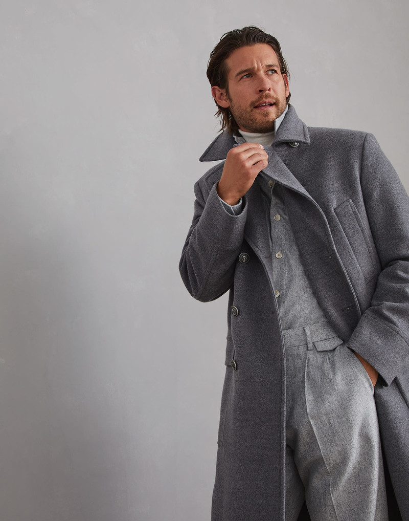 Wool double beaver cloth one-and-a-half-breasted coat with patch pockets and metal buttons 4