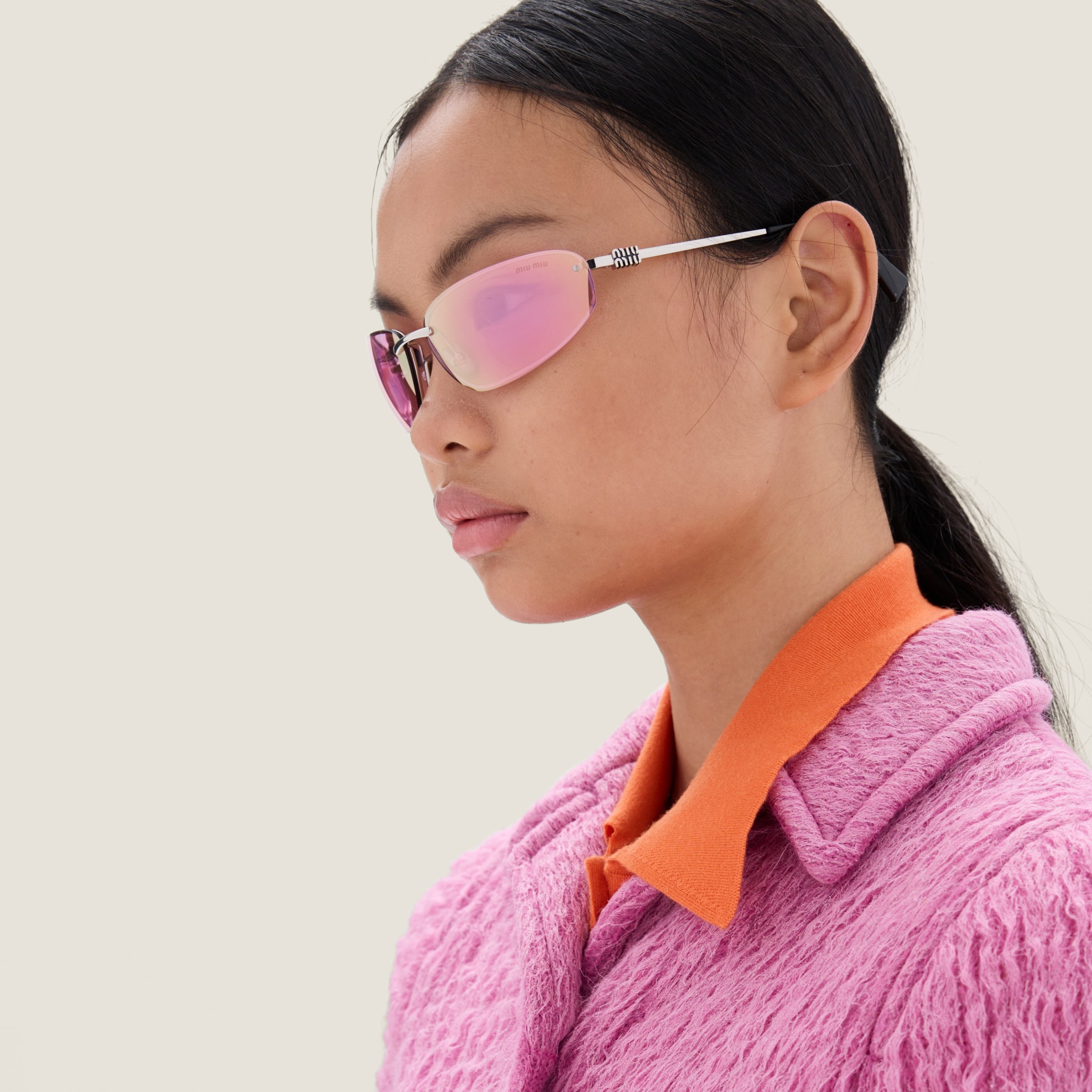 【MiuMiu】Miu Miu Runway sunglasses Miu Miu Runway sunglasses | miumiu | REVERSIBLE