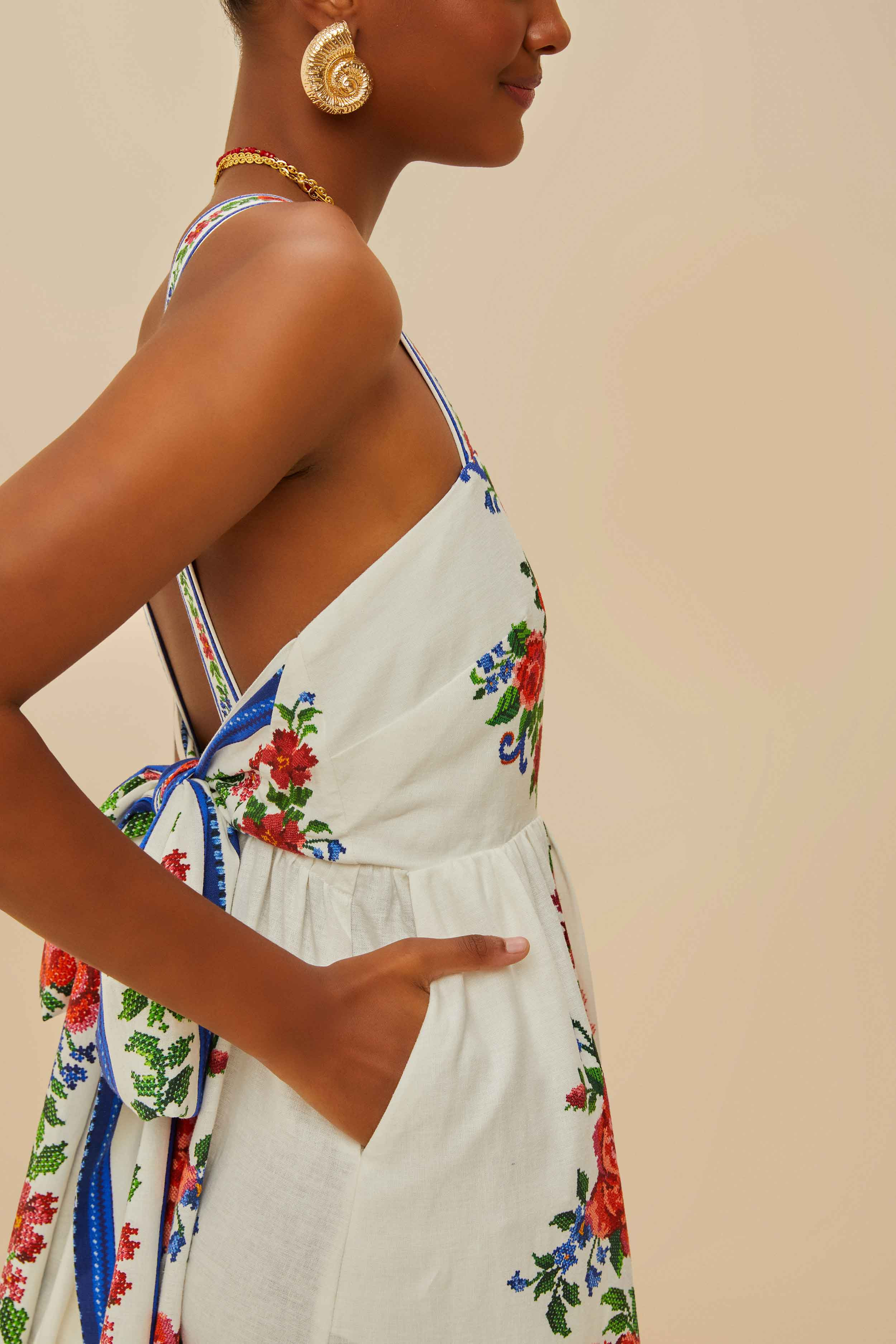 Off-White Flower Tapestry Lenzing™ Ecovero™ Euroflax™ Maxi Dress - 3