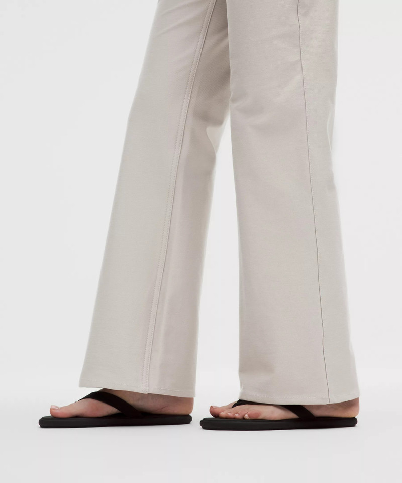 EasyFive High-Rise Subtle-Flare Pant *Short 7