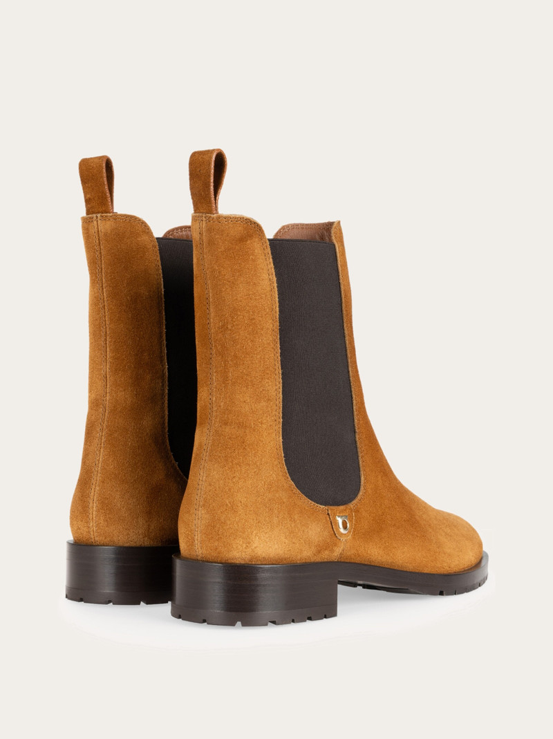 Chelsea boot 7